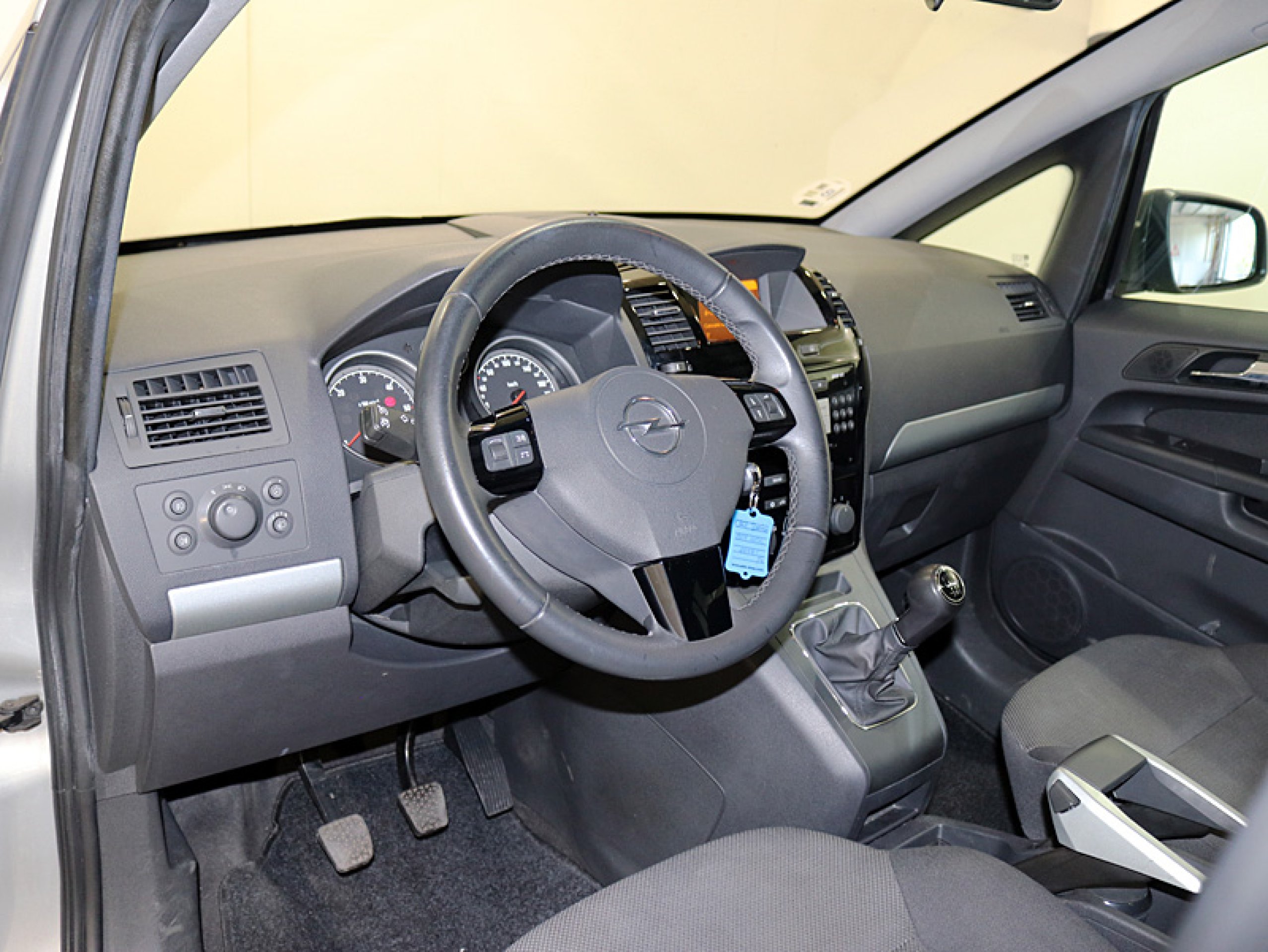 Foto Opel Zafira 14