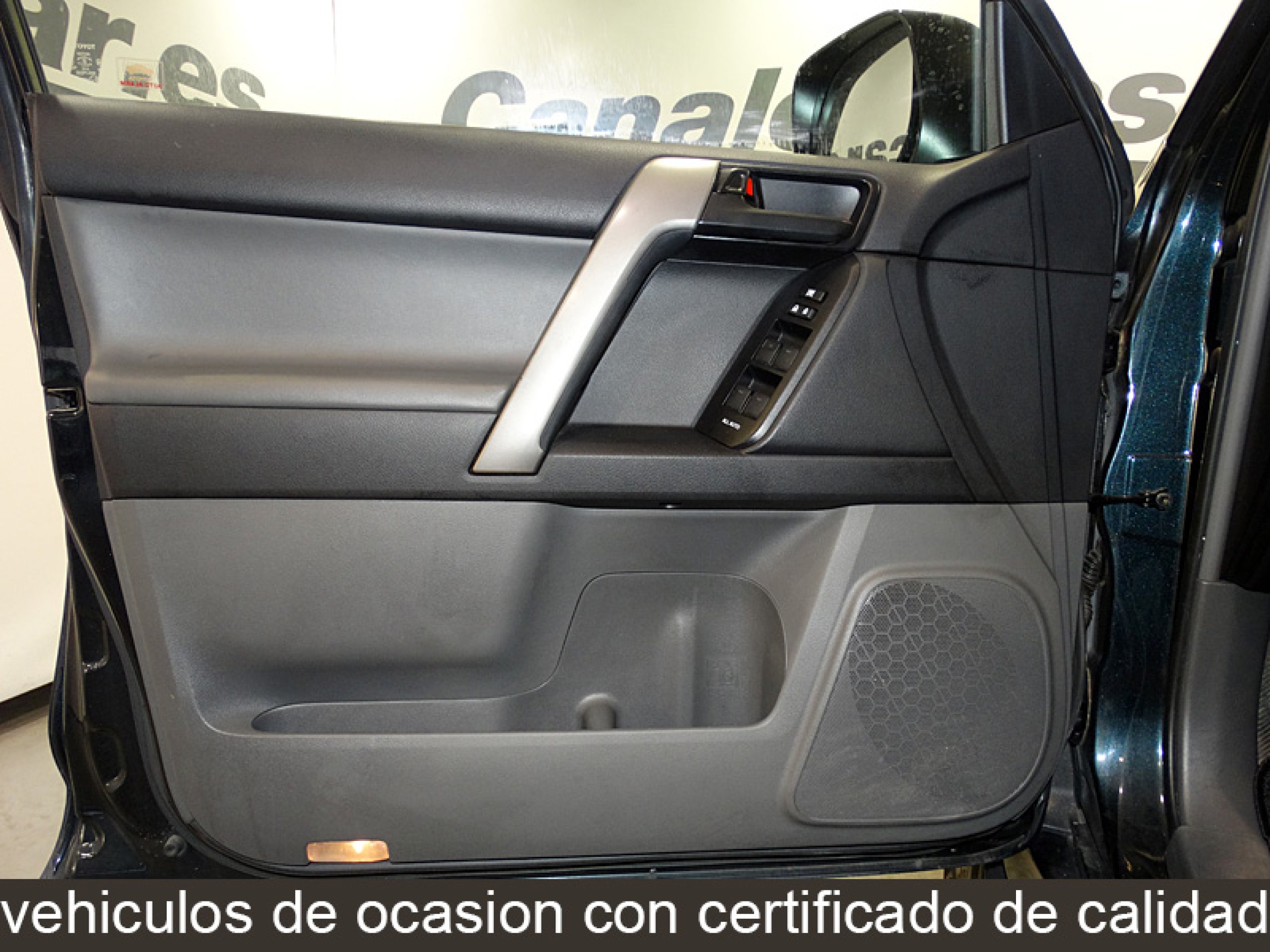 Foto Toyota Land Cruiser 23