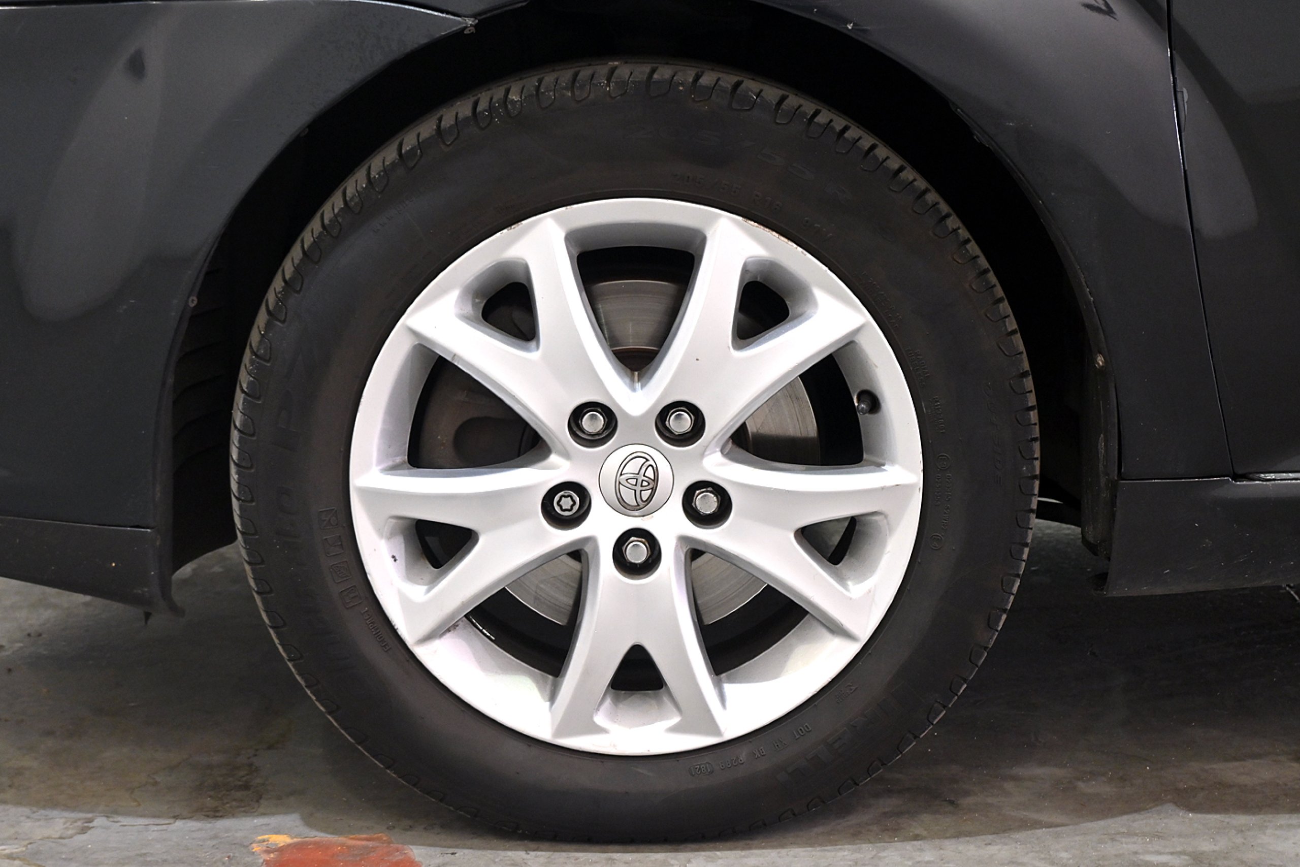 Foto Toyota Corolla Verso 27