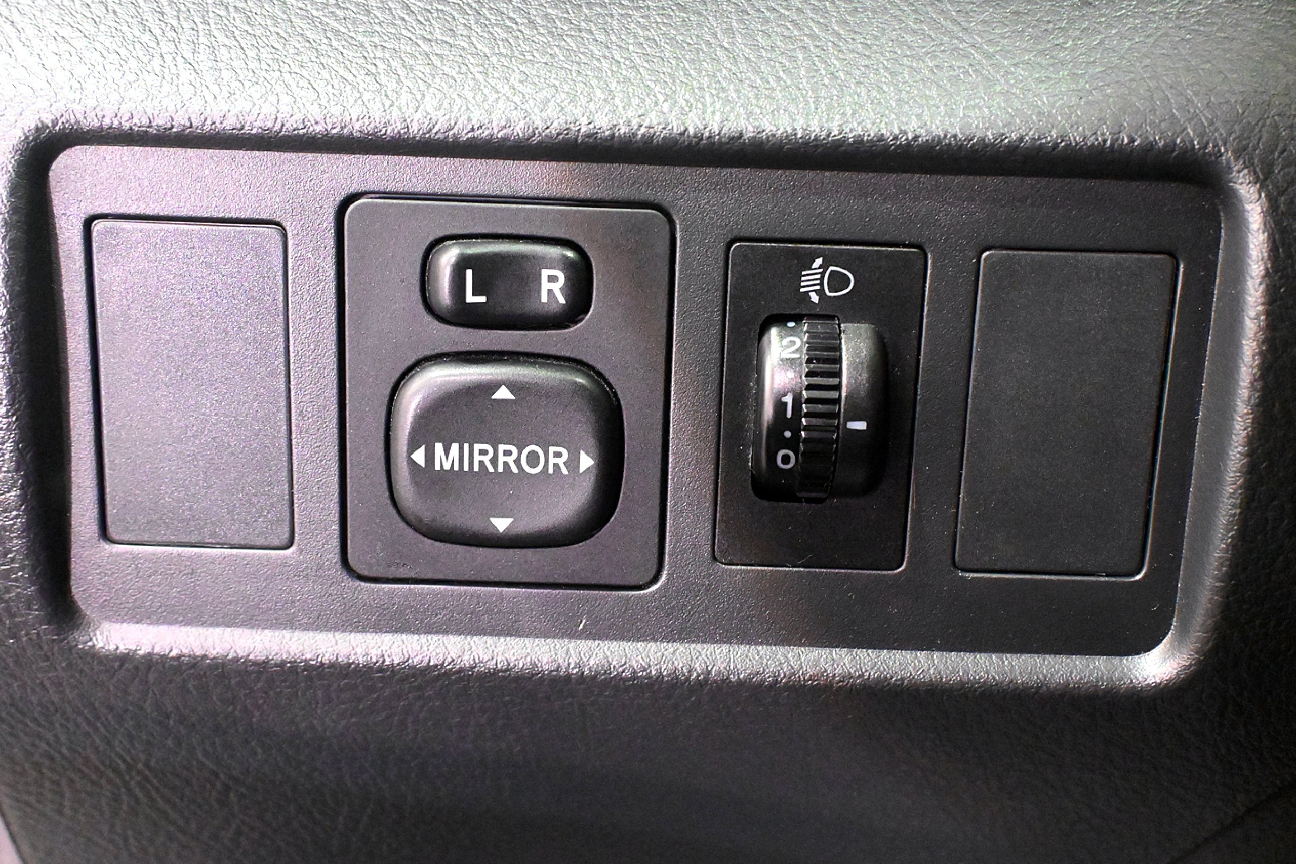 Foto Toyota Corolla Verso 17
