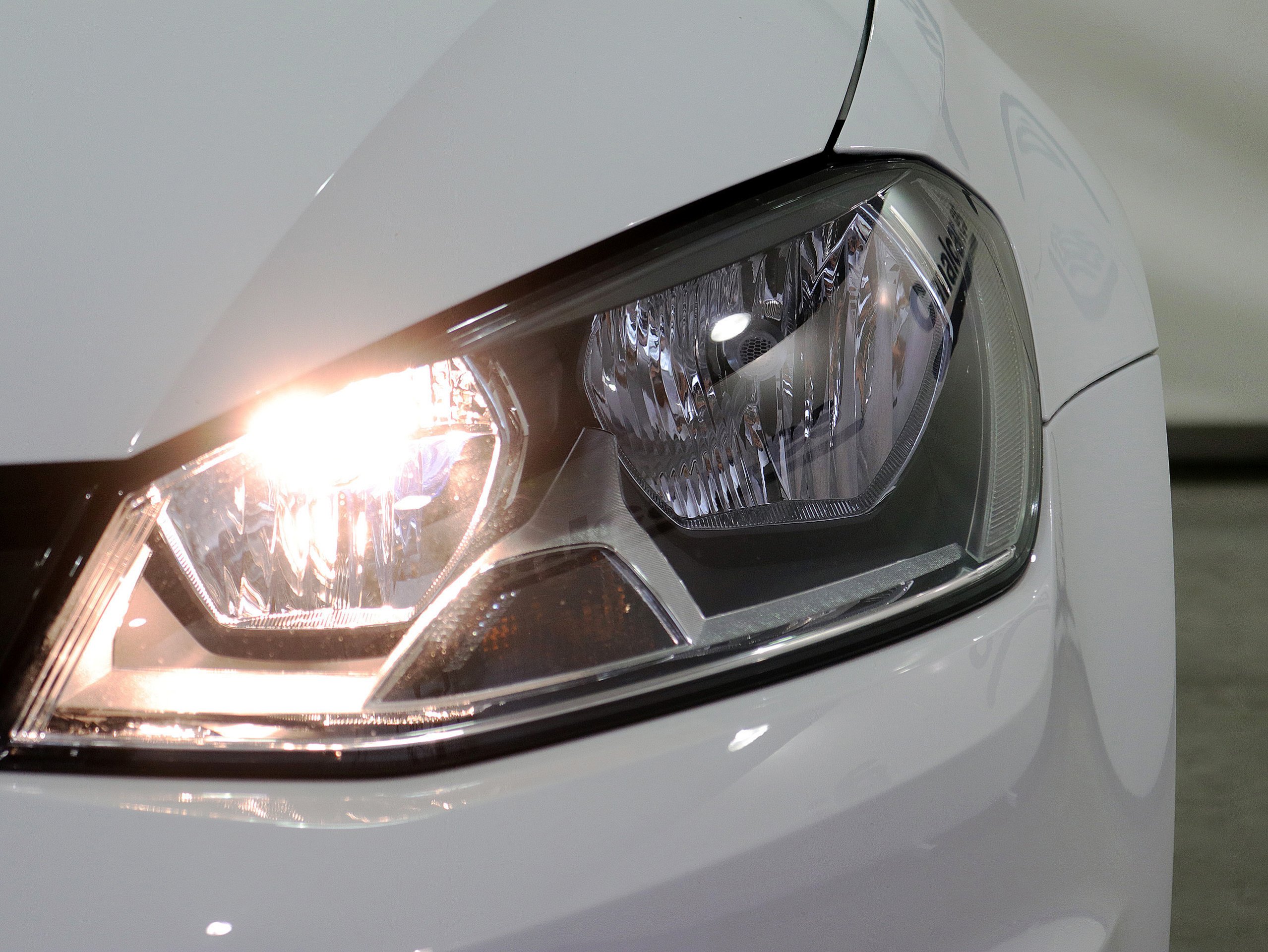 Foto Volkswagen Golf 14