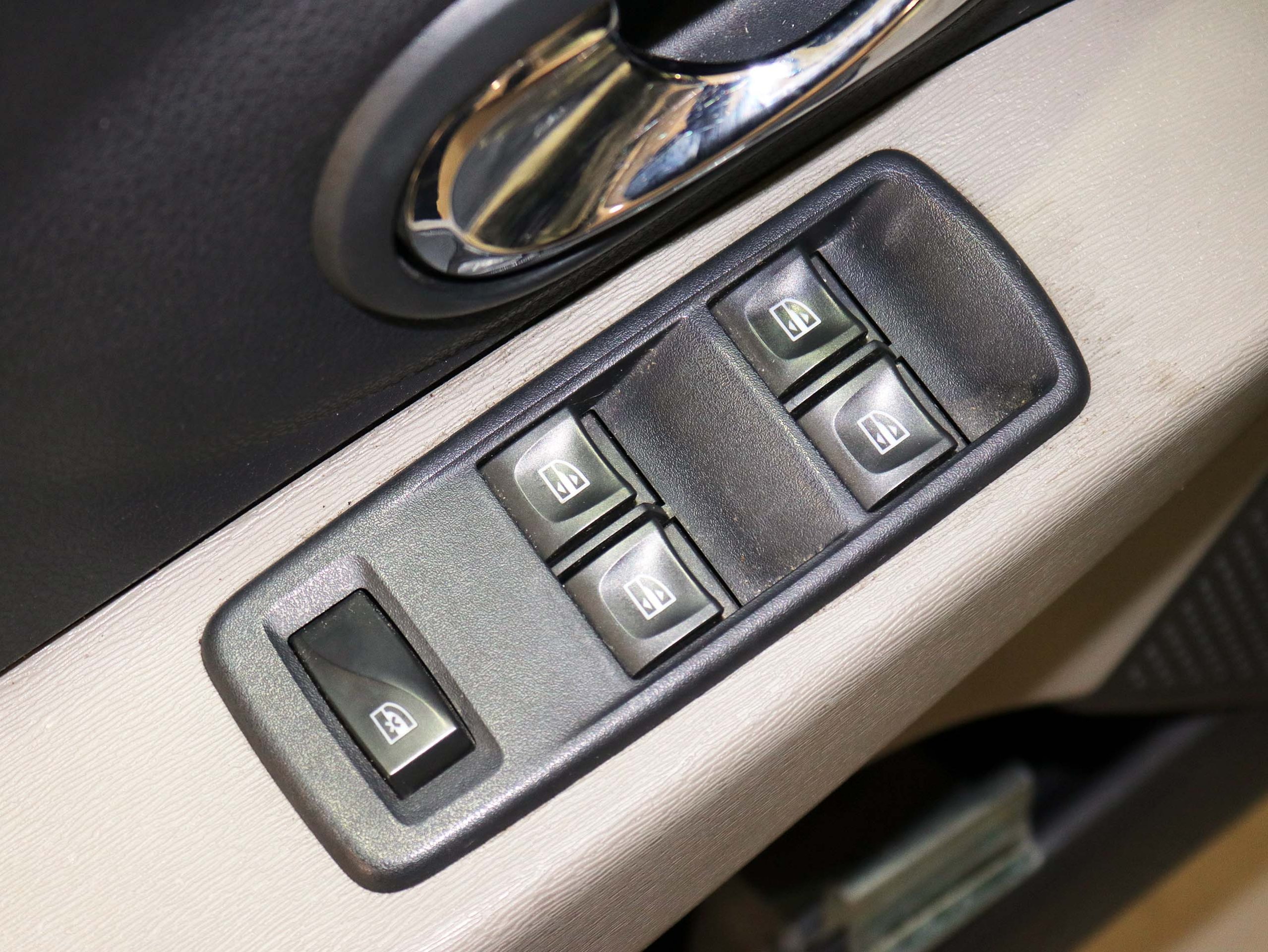 Foto Dacia Lodgy 26