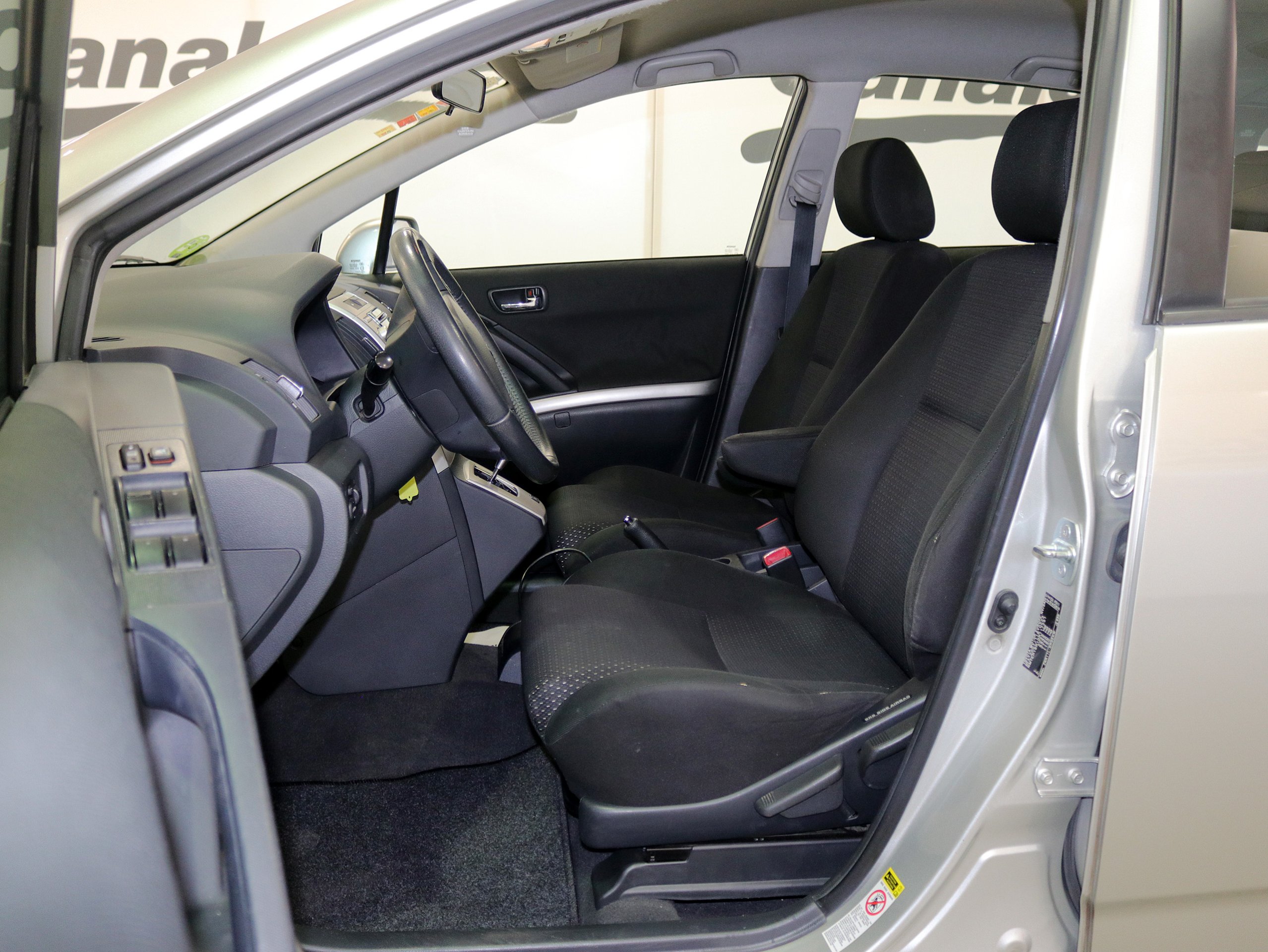 Foto Toyota Corolla Verso 13 Foto Toyota Corolla Verso 13