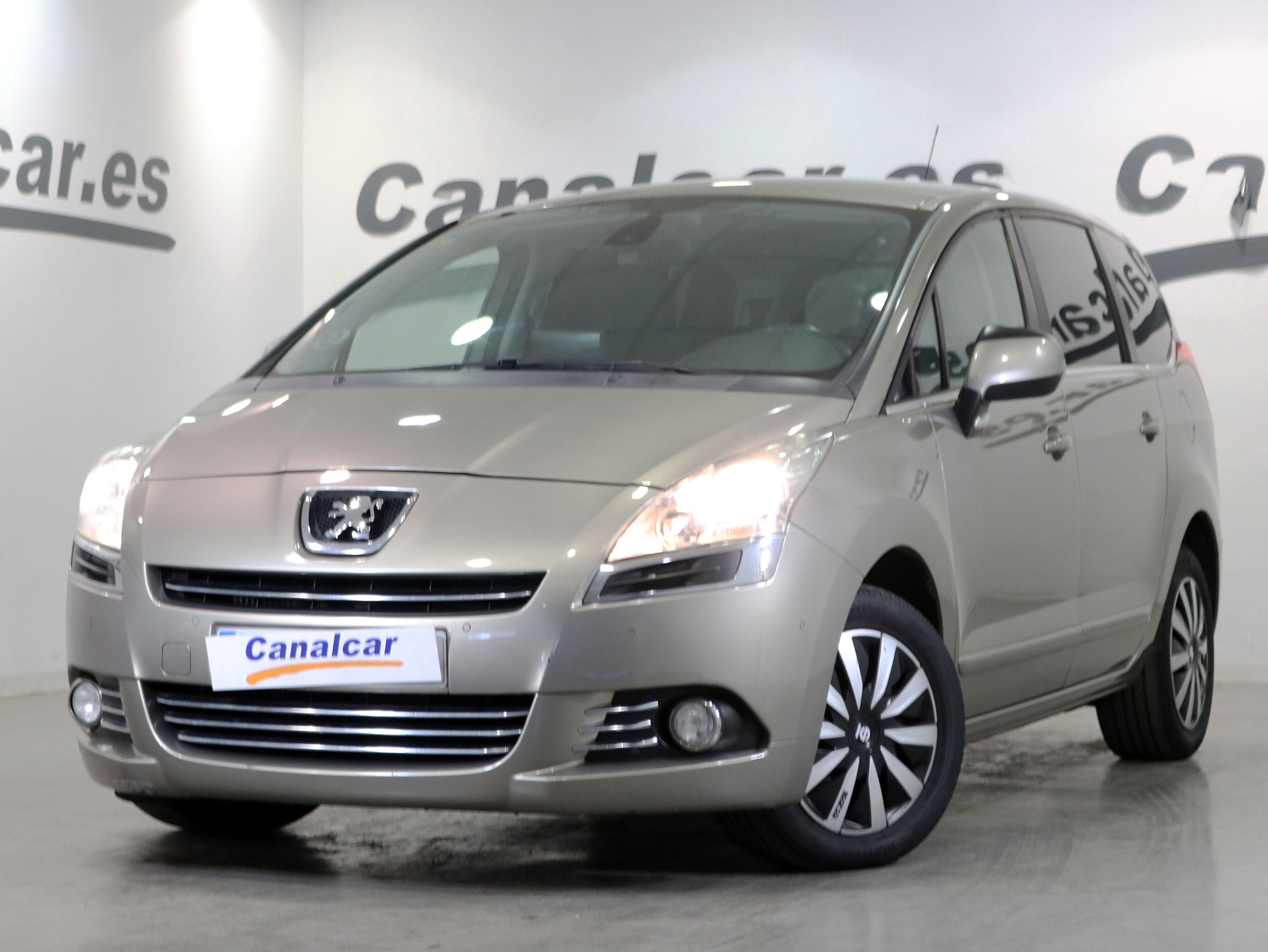 Foto Peugeot 5008 1