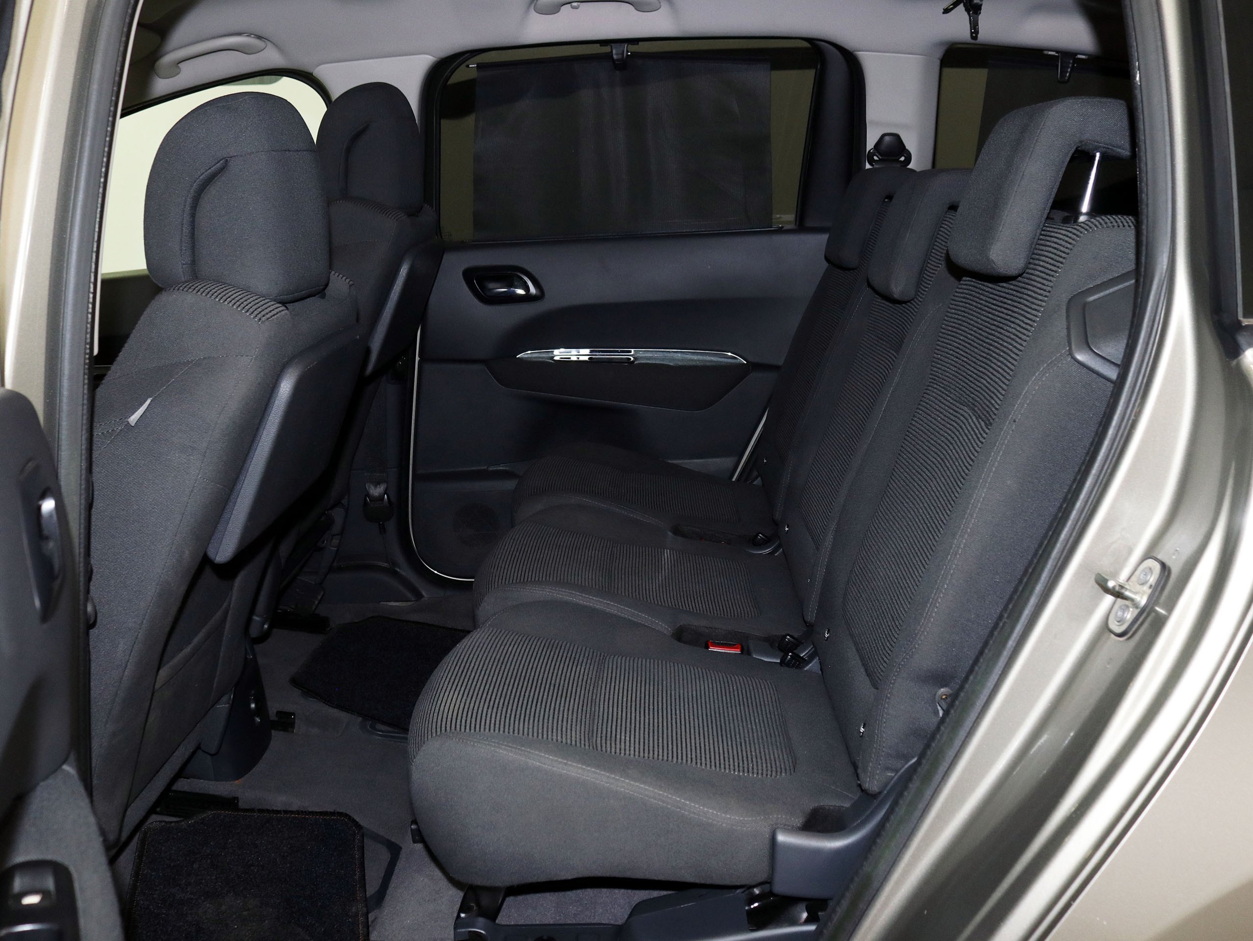 Foto Peugeot 5008 11