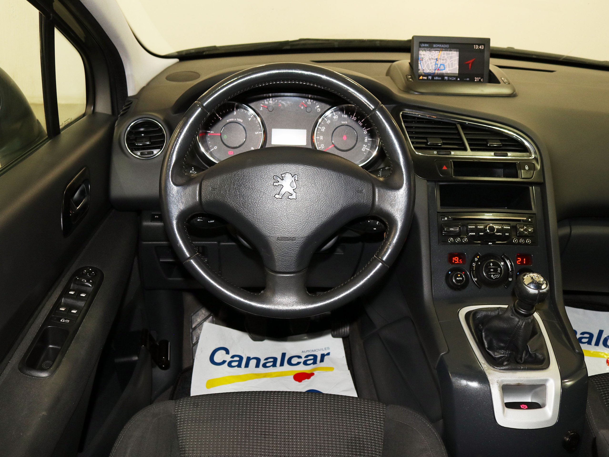 Foto Peugeot 5008 20