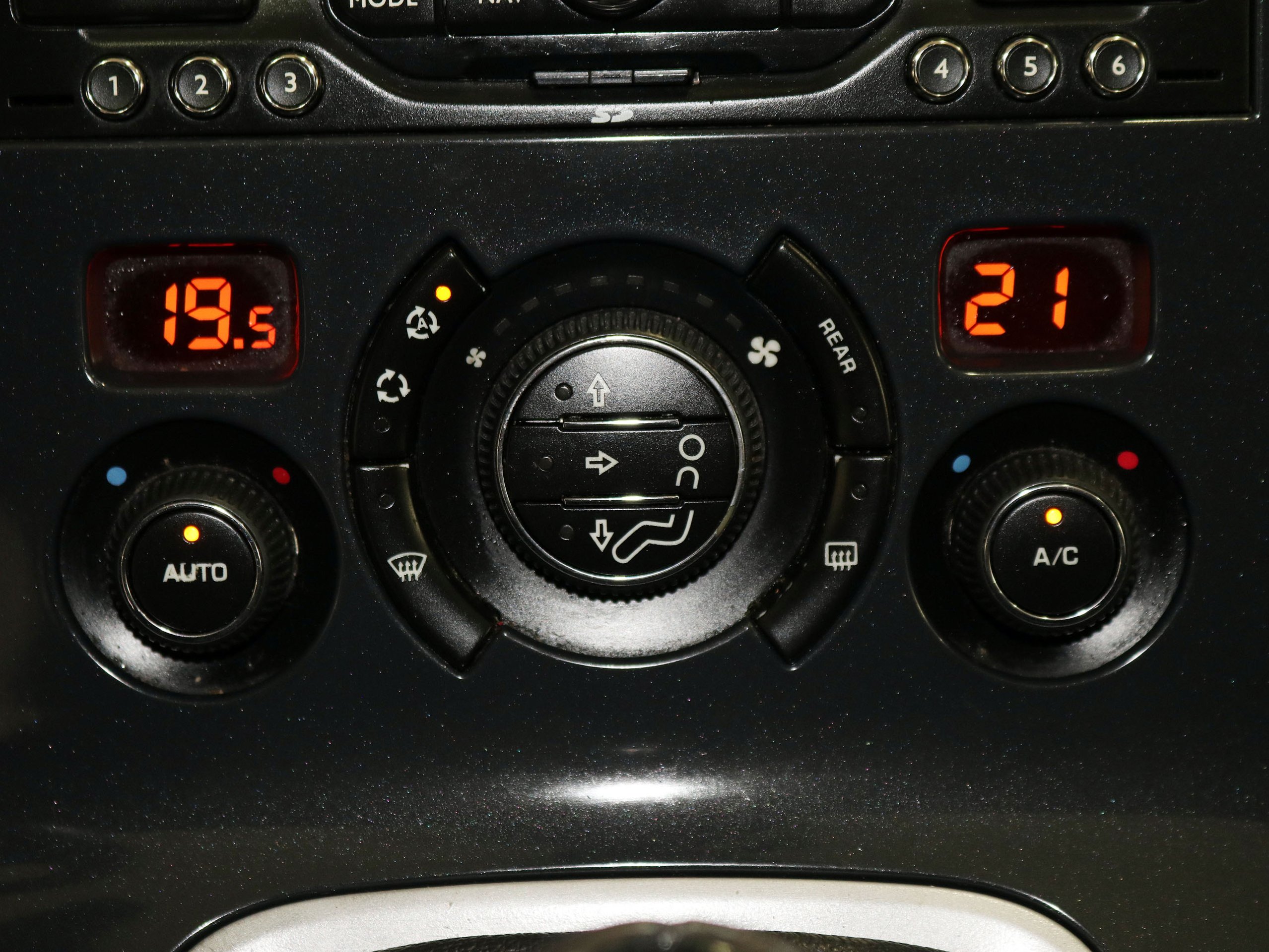 Foto Peugeot 5008 24