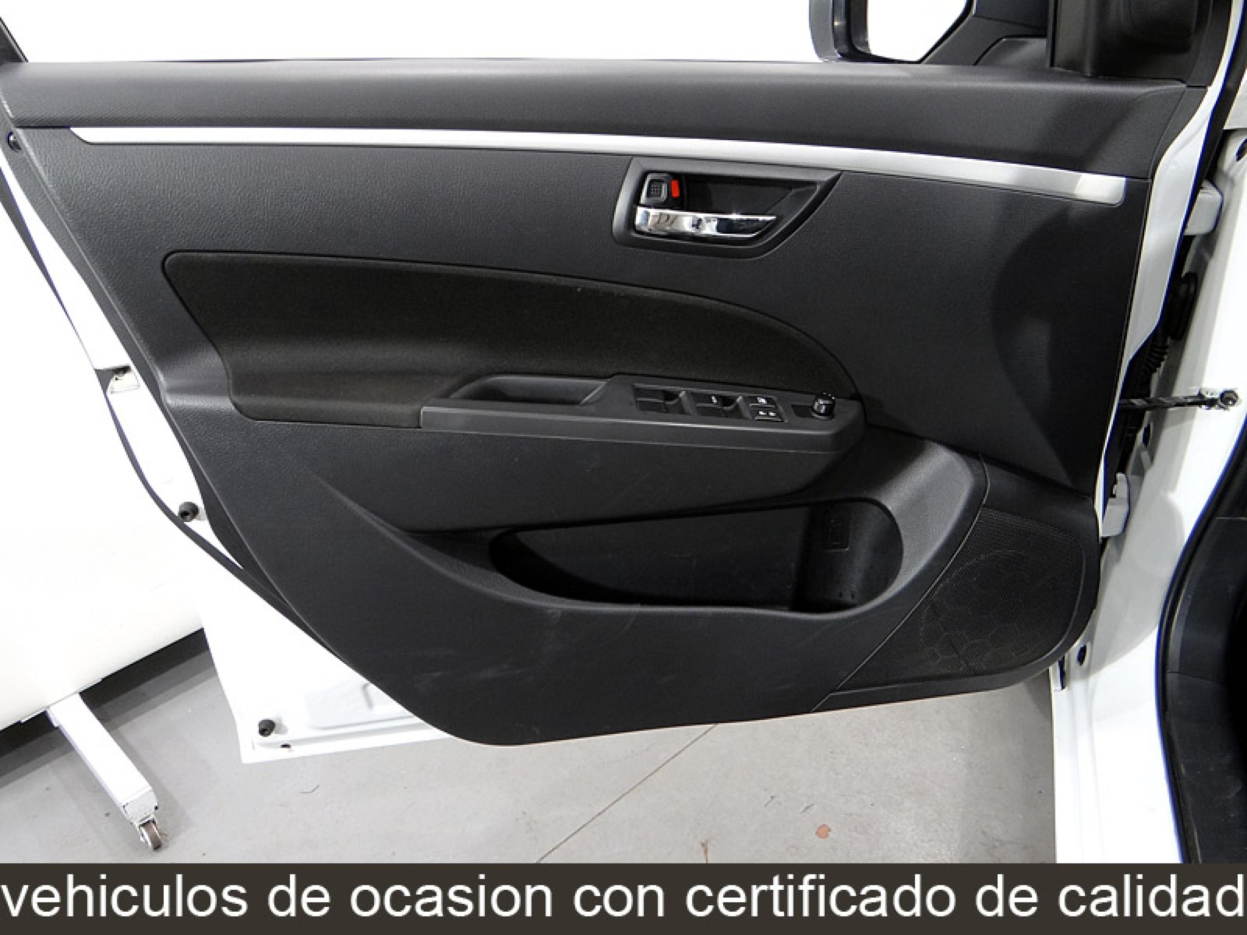 Foto Suzuki Swift 24
