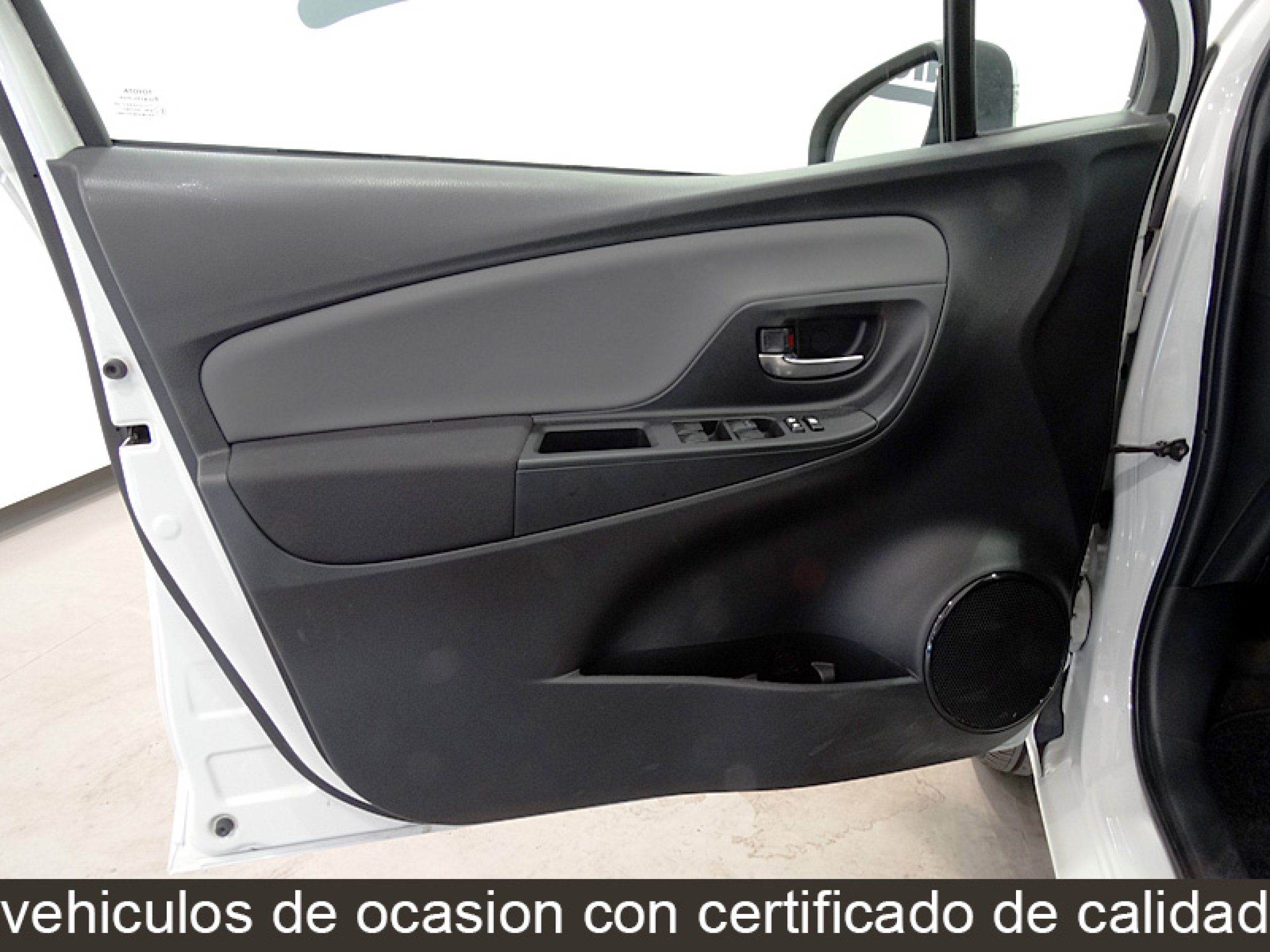 Foto Toyota Yaris 21