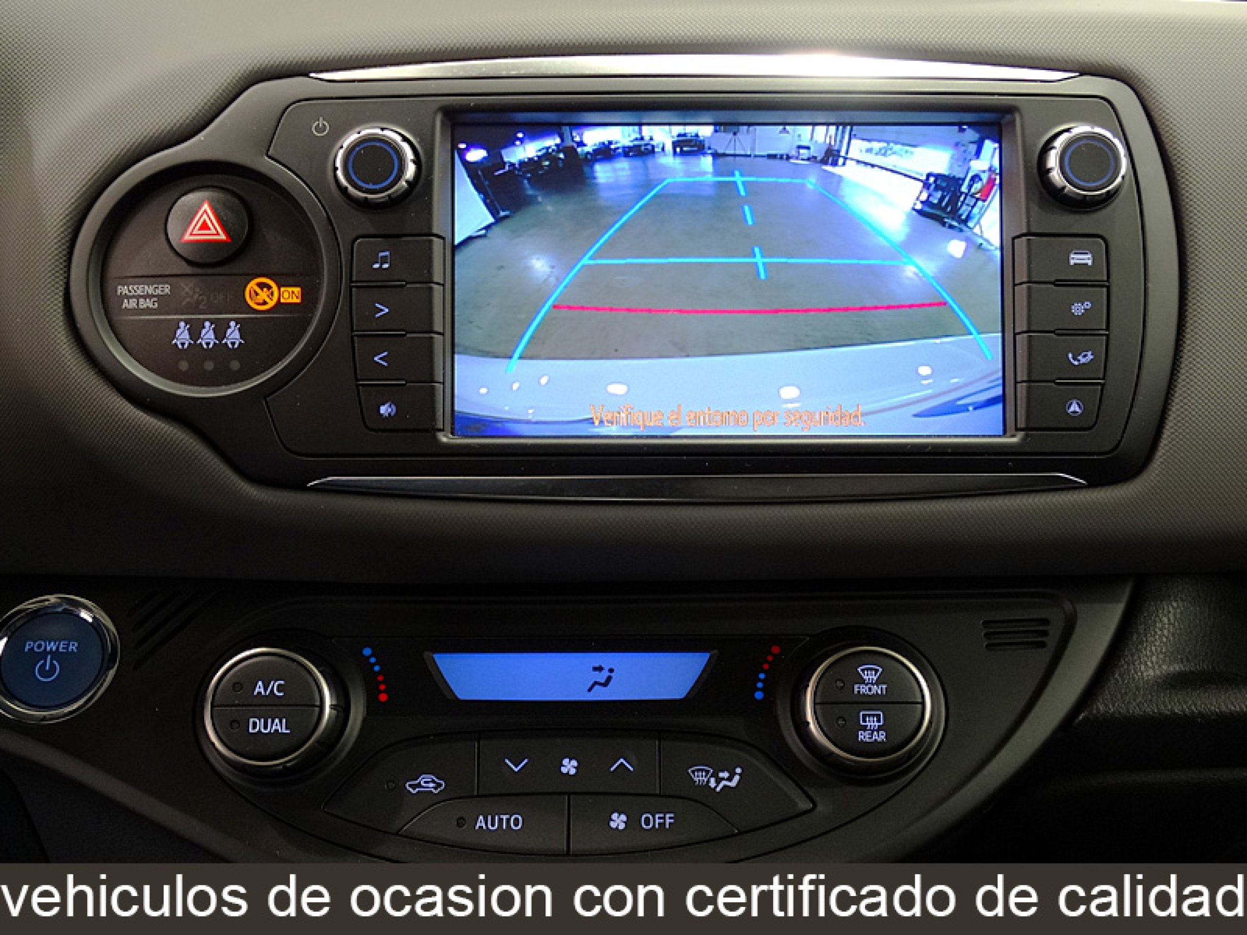 Foto Toyota Yaris 28
