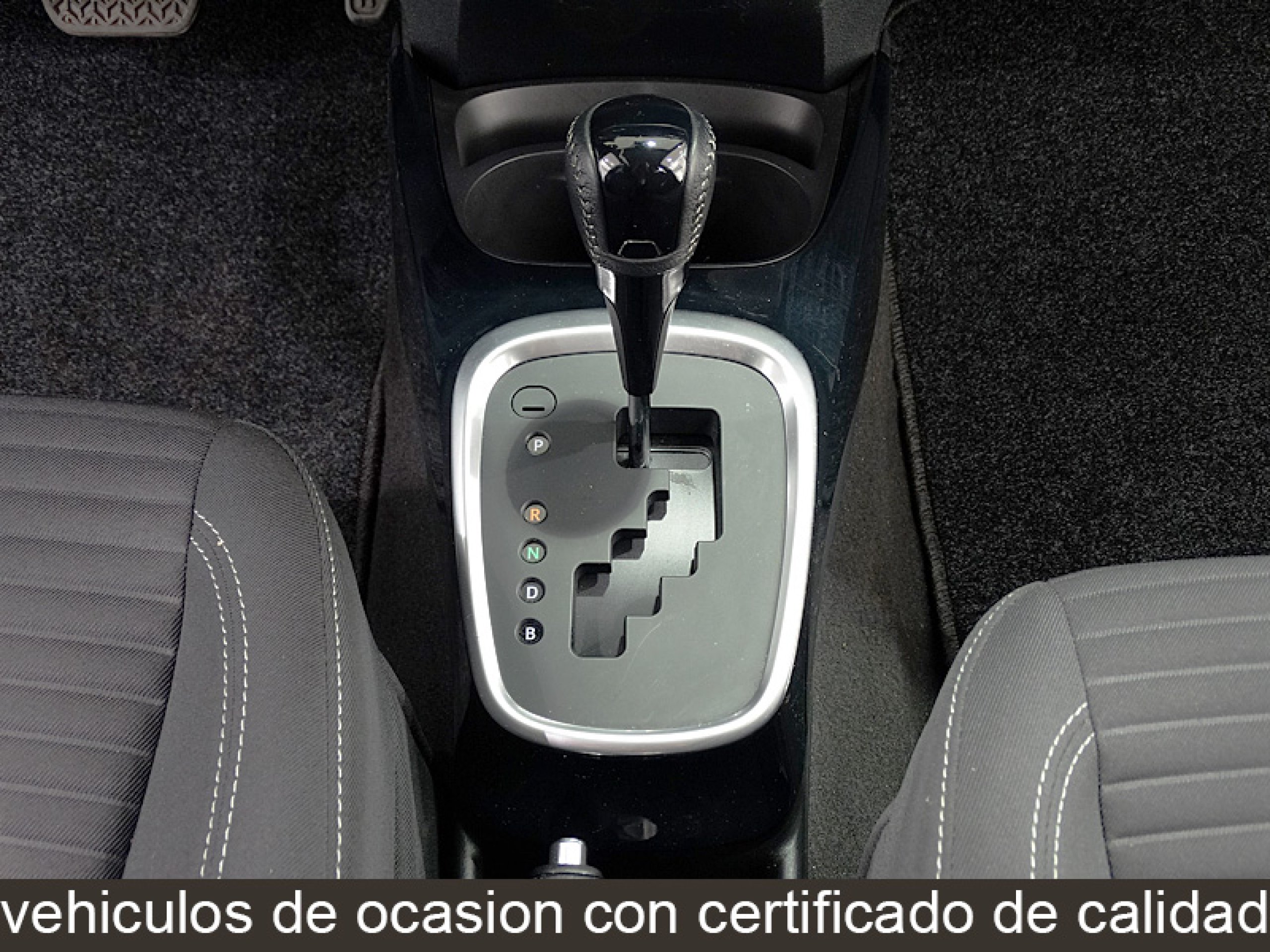 Foto Toyota Yaris 30