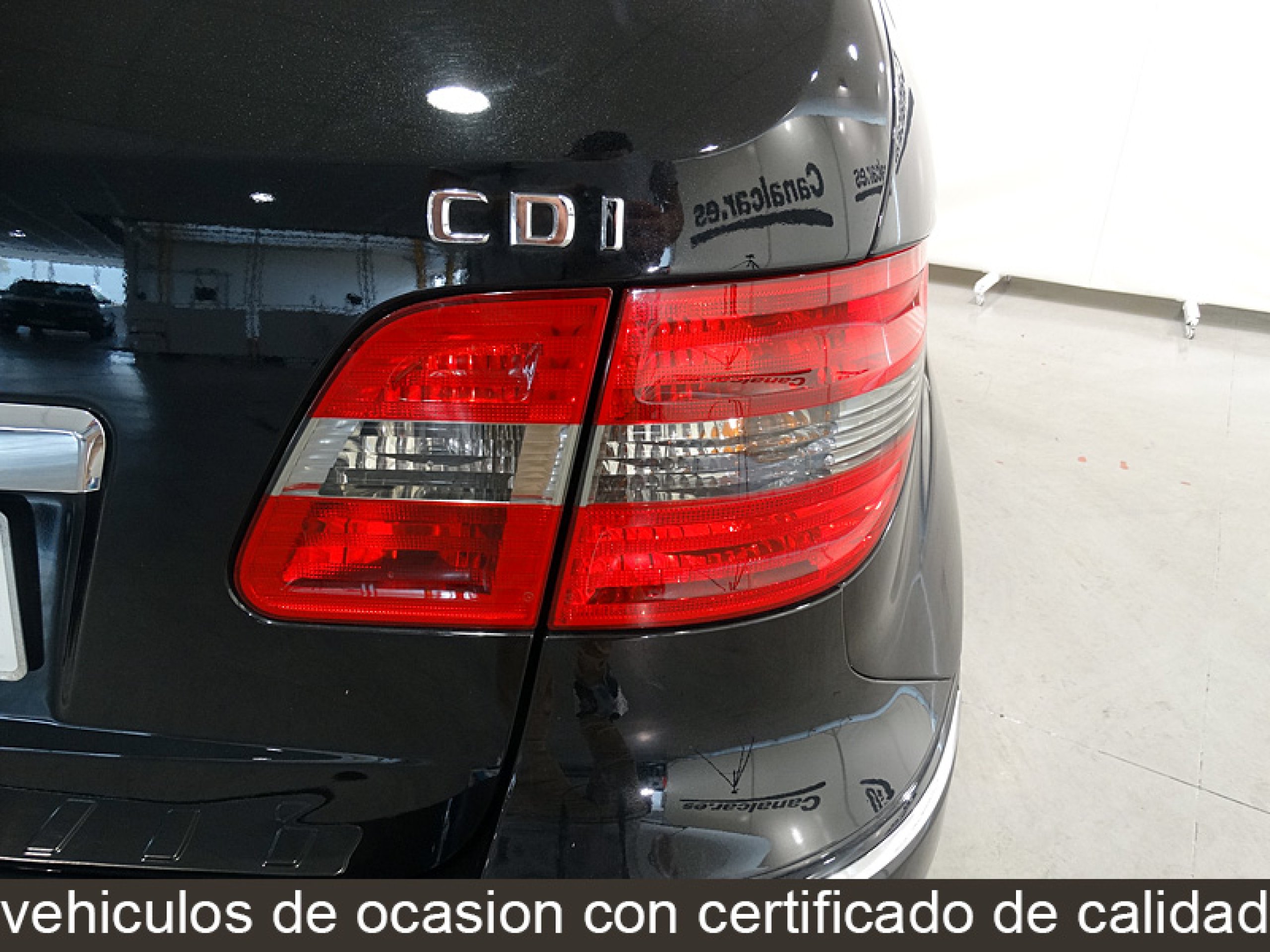 Foto Mercedes-Benz B 180 11
