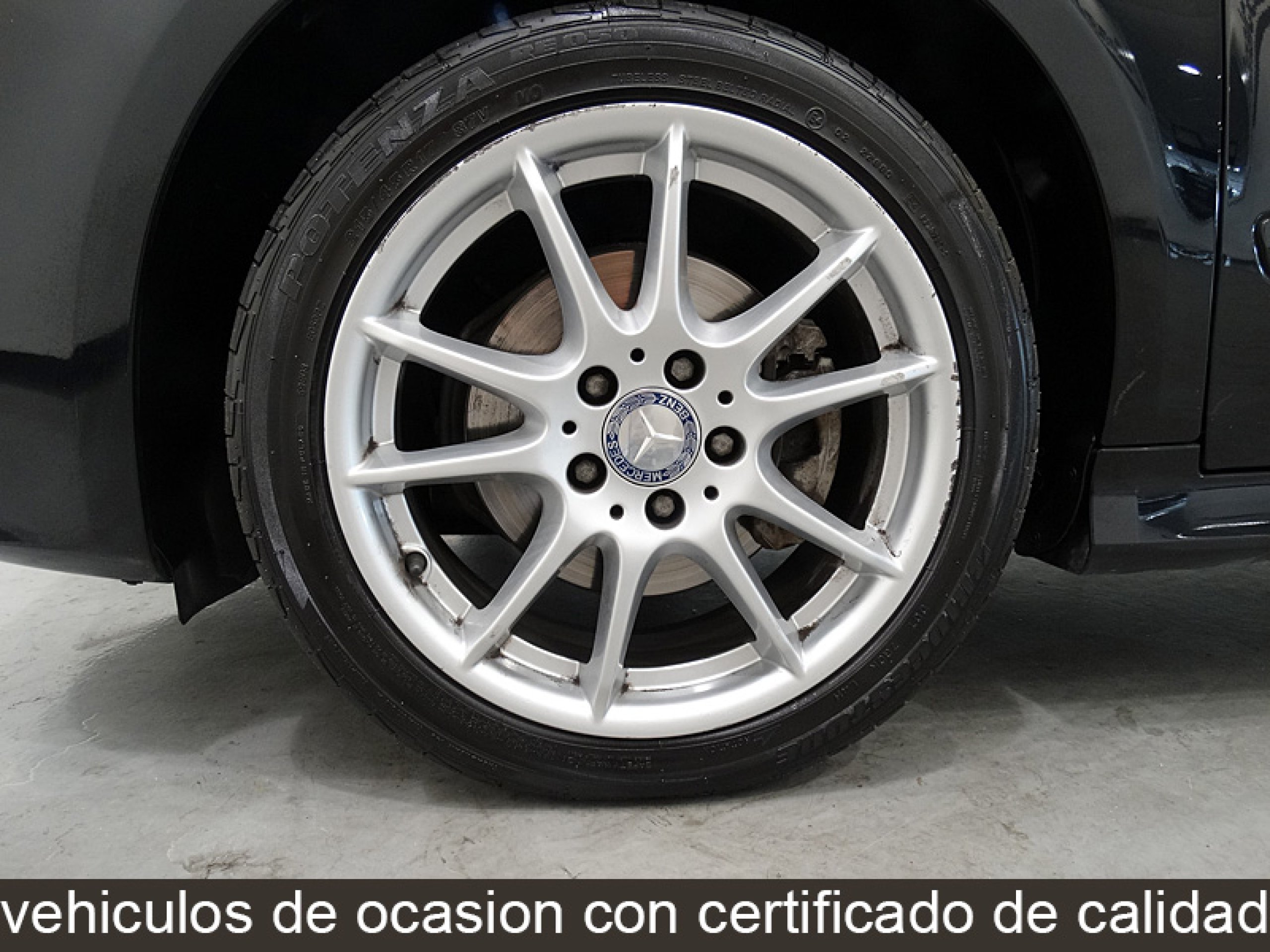 Foto Mercedes-Benz B 180 16