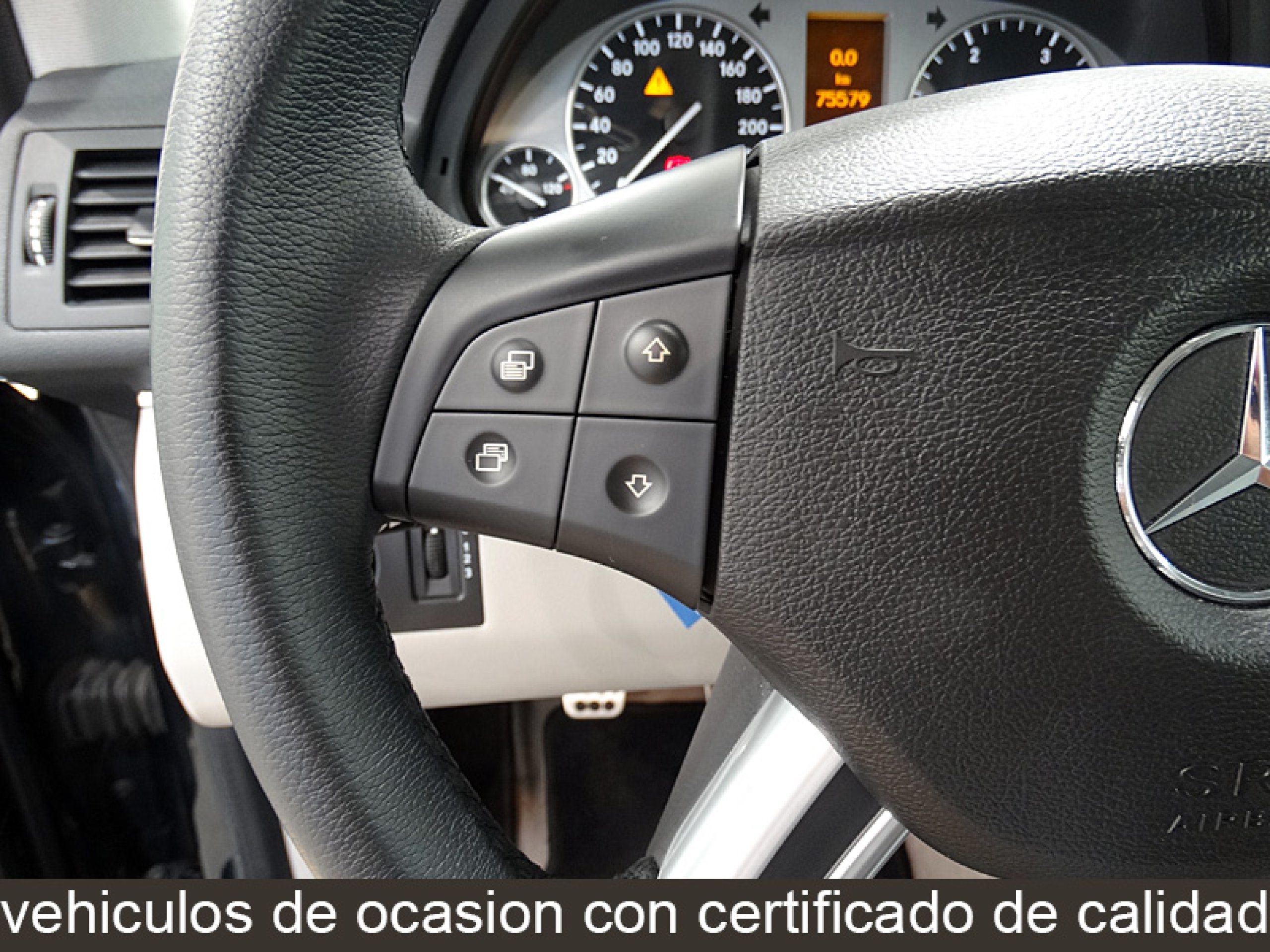 Foto Mercedes-Benz B 180 32