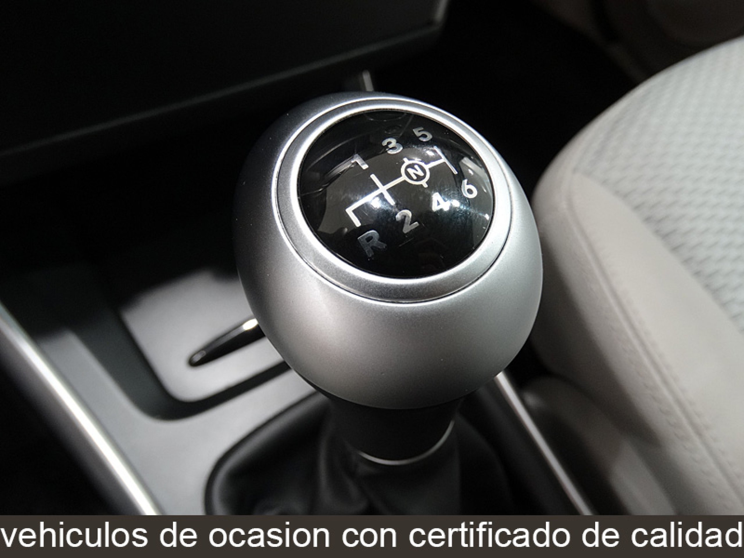 Foto Mercedes-Benz B 180 35