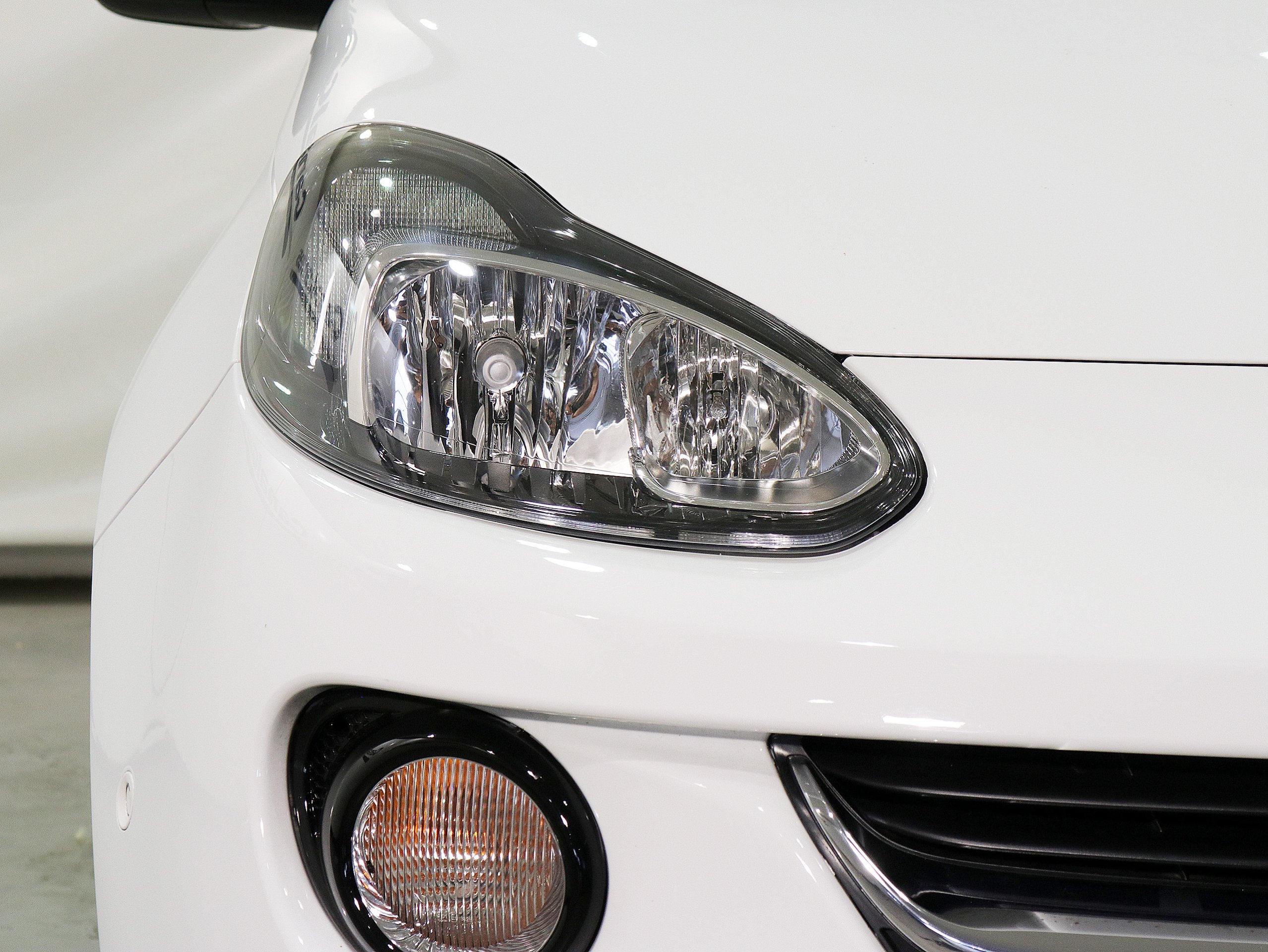Foto Opel Adam 13