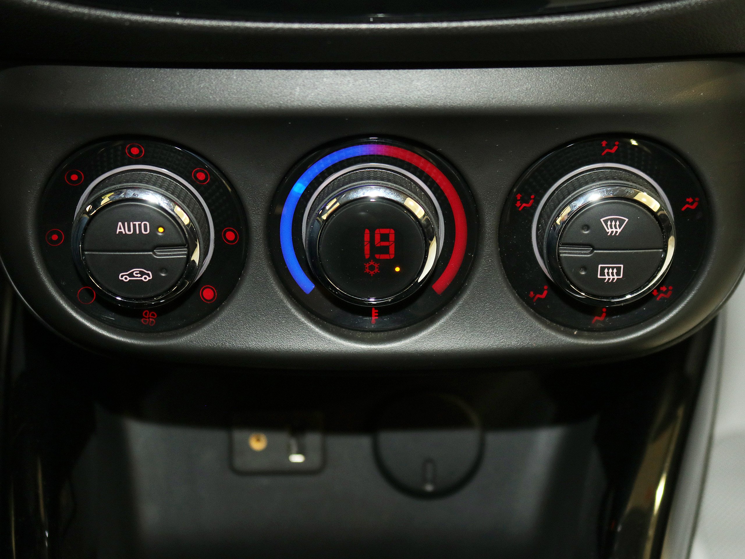 Foto Opel Adam 30