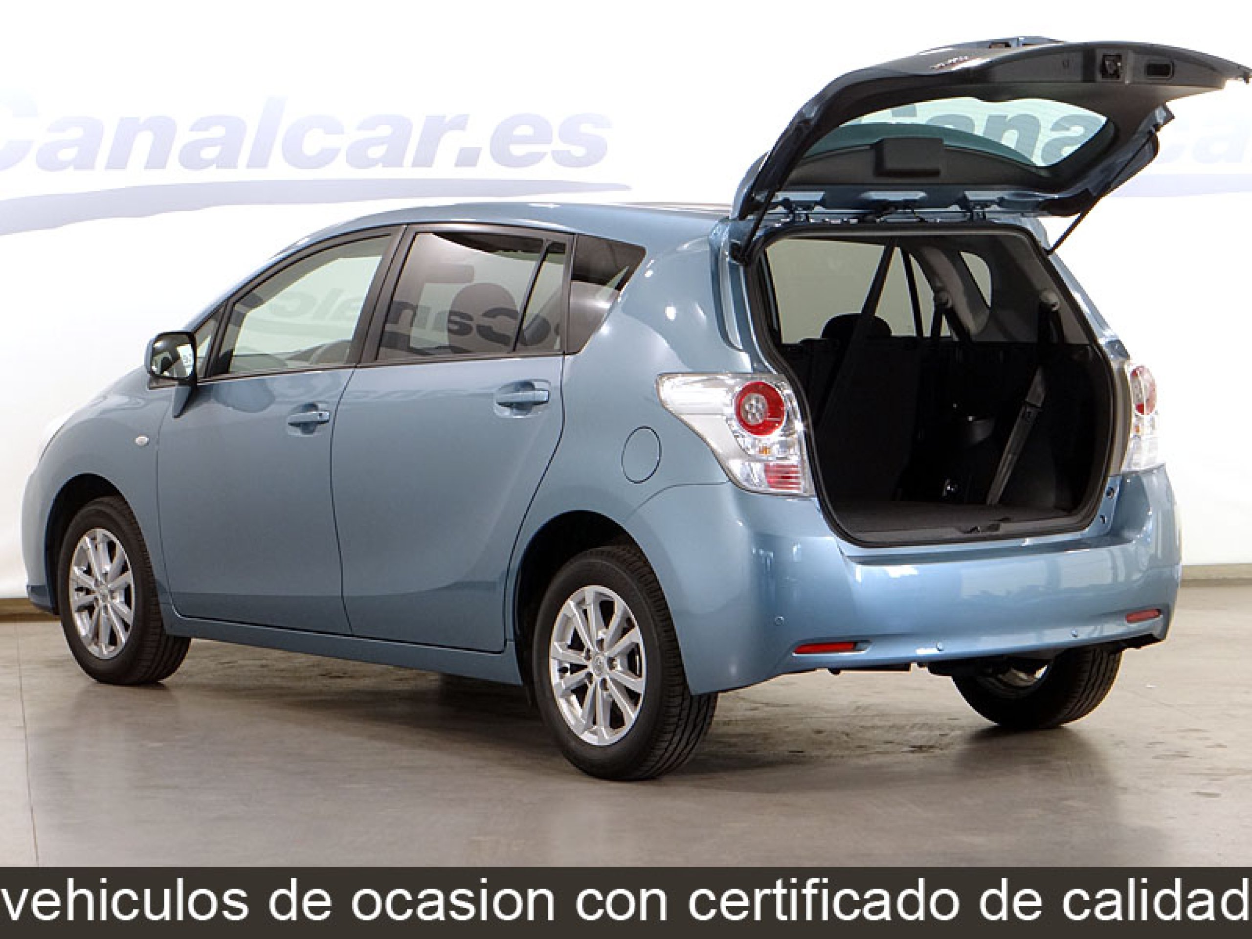 Foto Toyota Verso 9