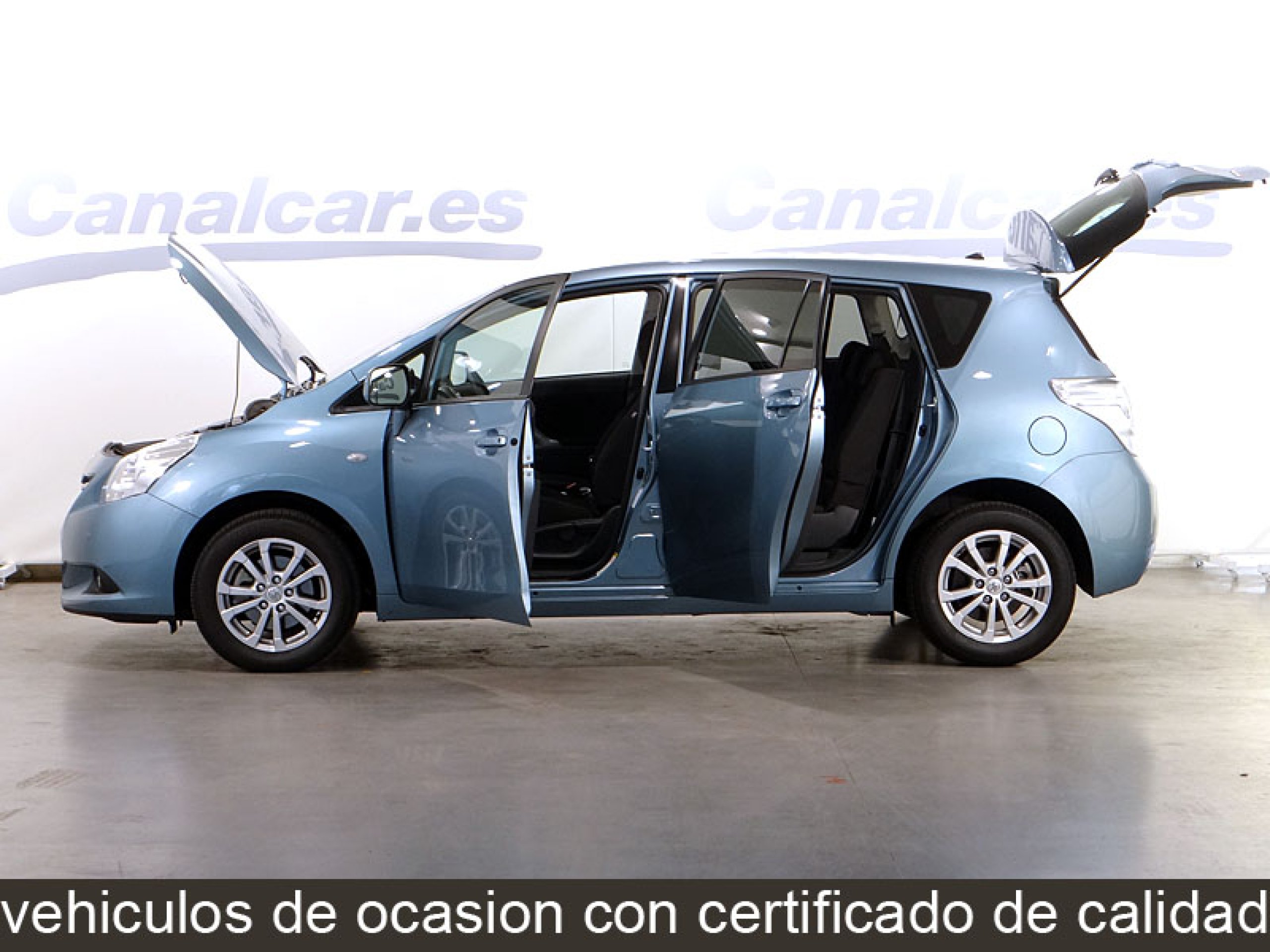 Foto Toyota Verso 12