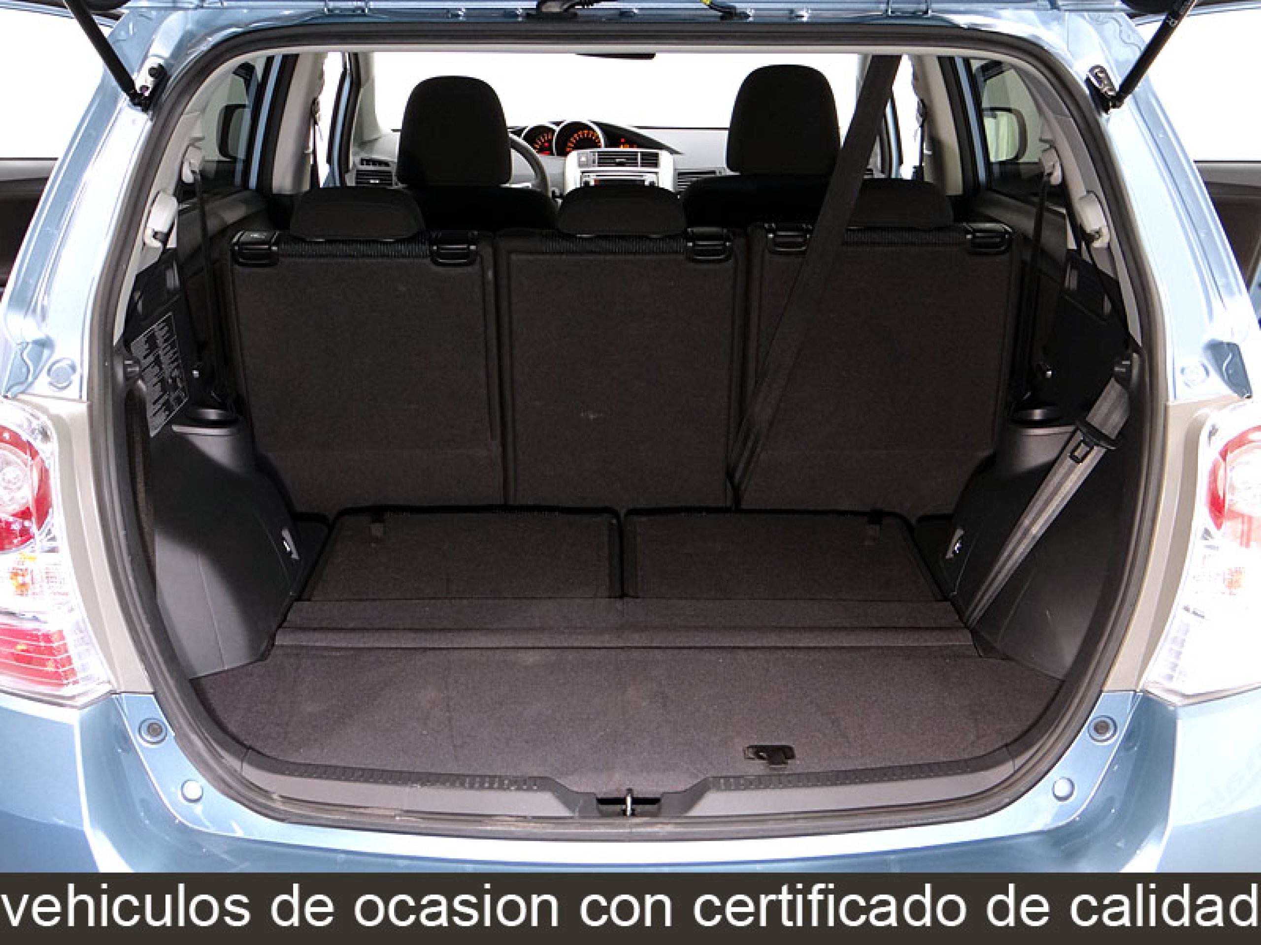 Foto Toyota Verso 14
