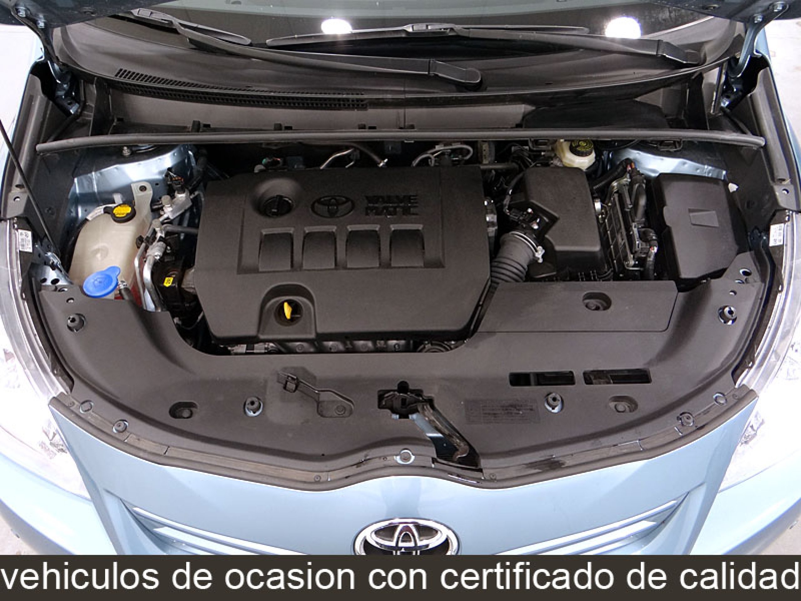 Foto Toyota Verso 17