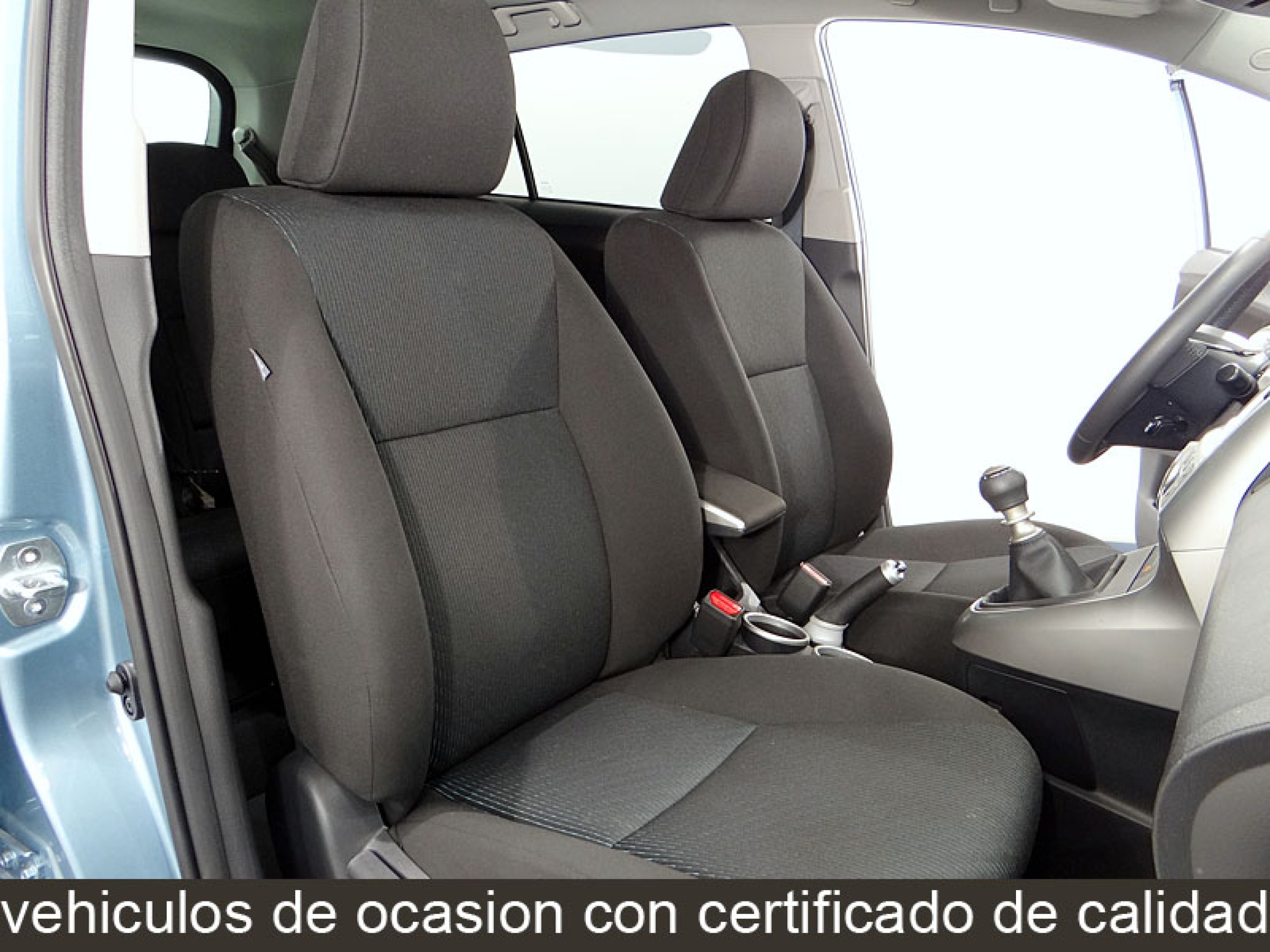 Foto Toyota Verso 21