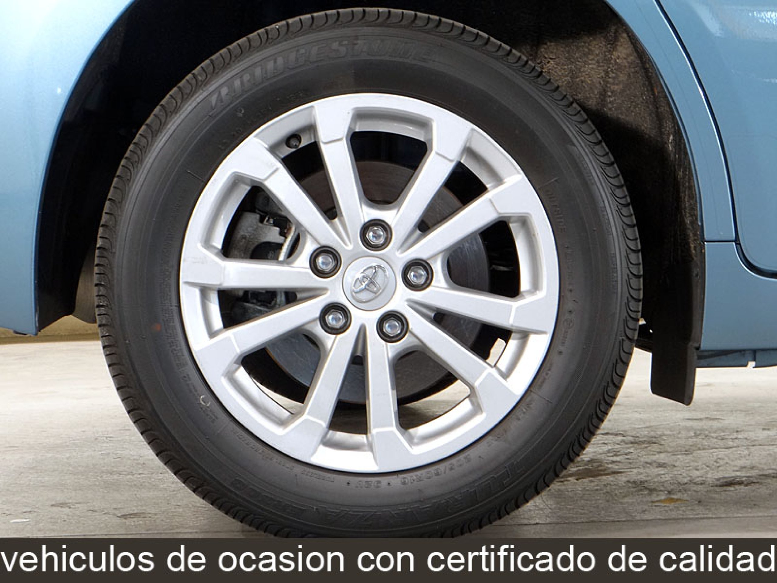Foto Toyota Verso 38