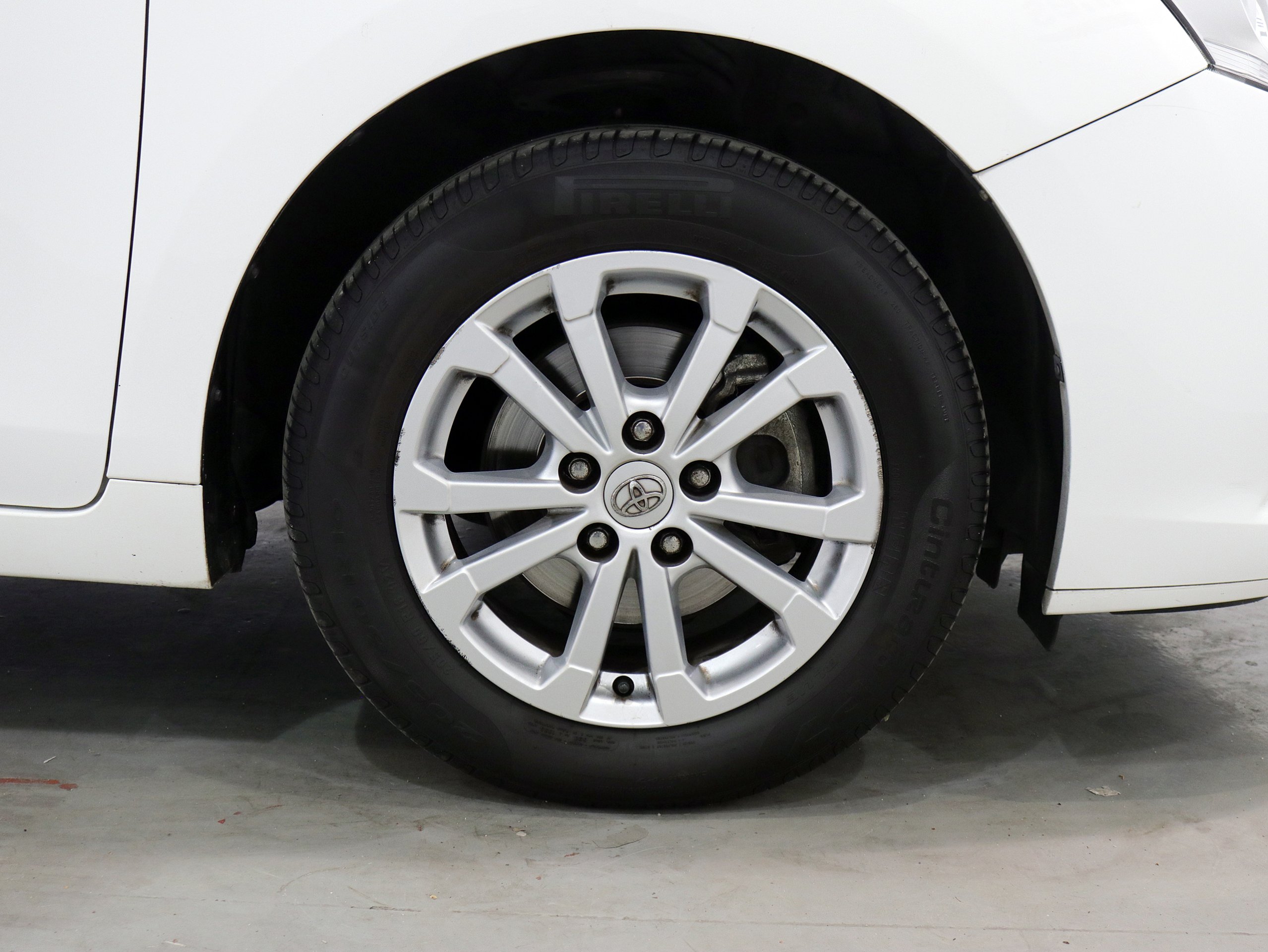 Foto Toyota Verso 35