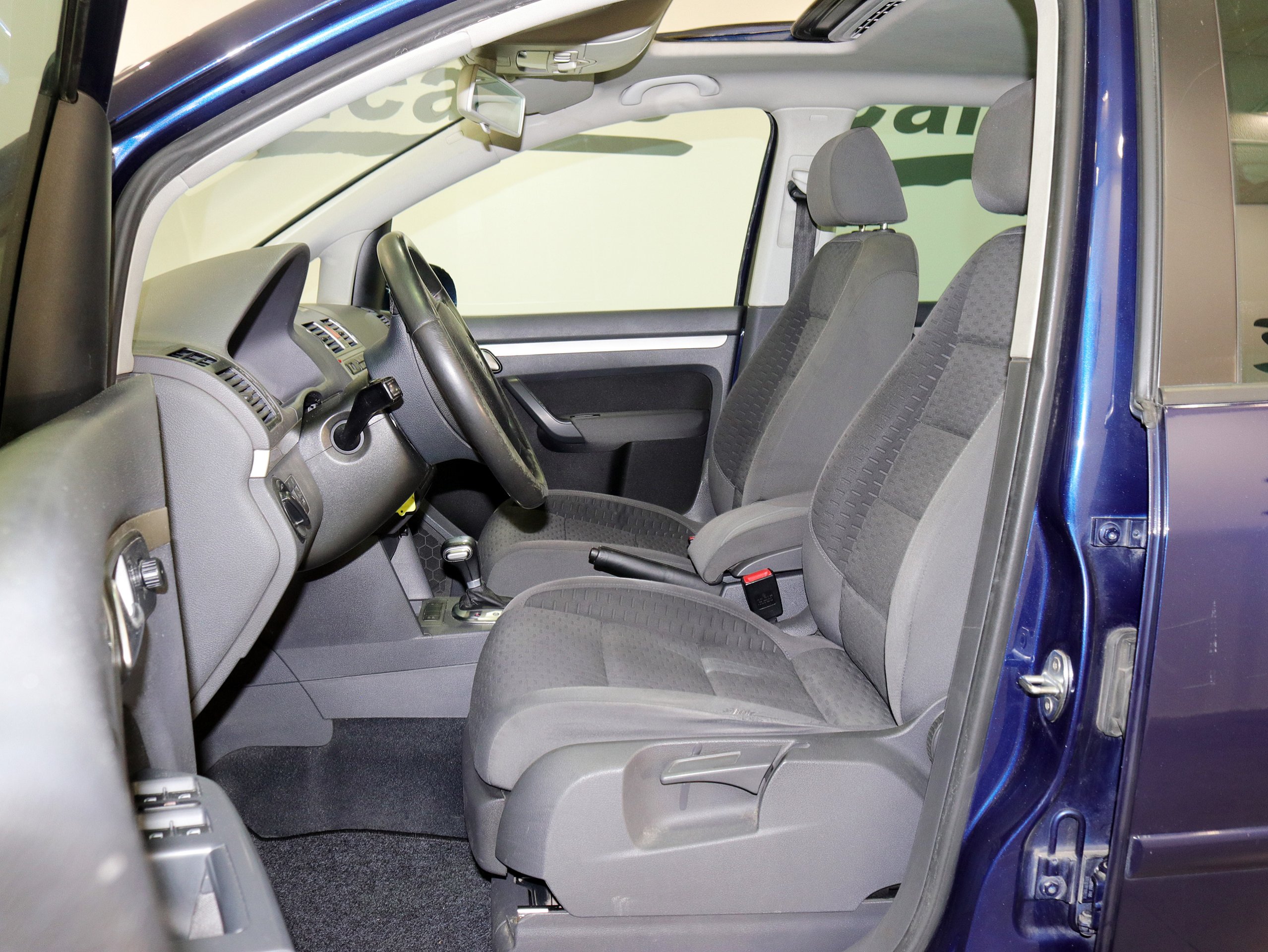 Foto Volkswagen Touran 16 Foto Volkswagen Touran 16