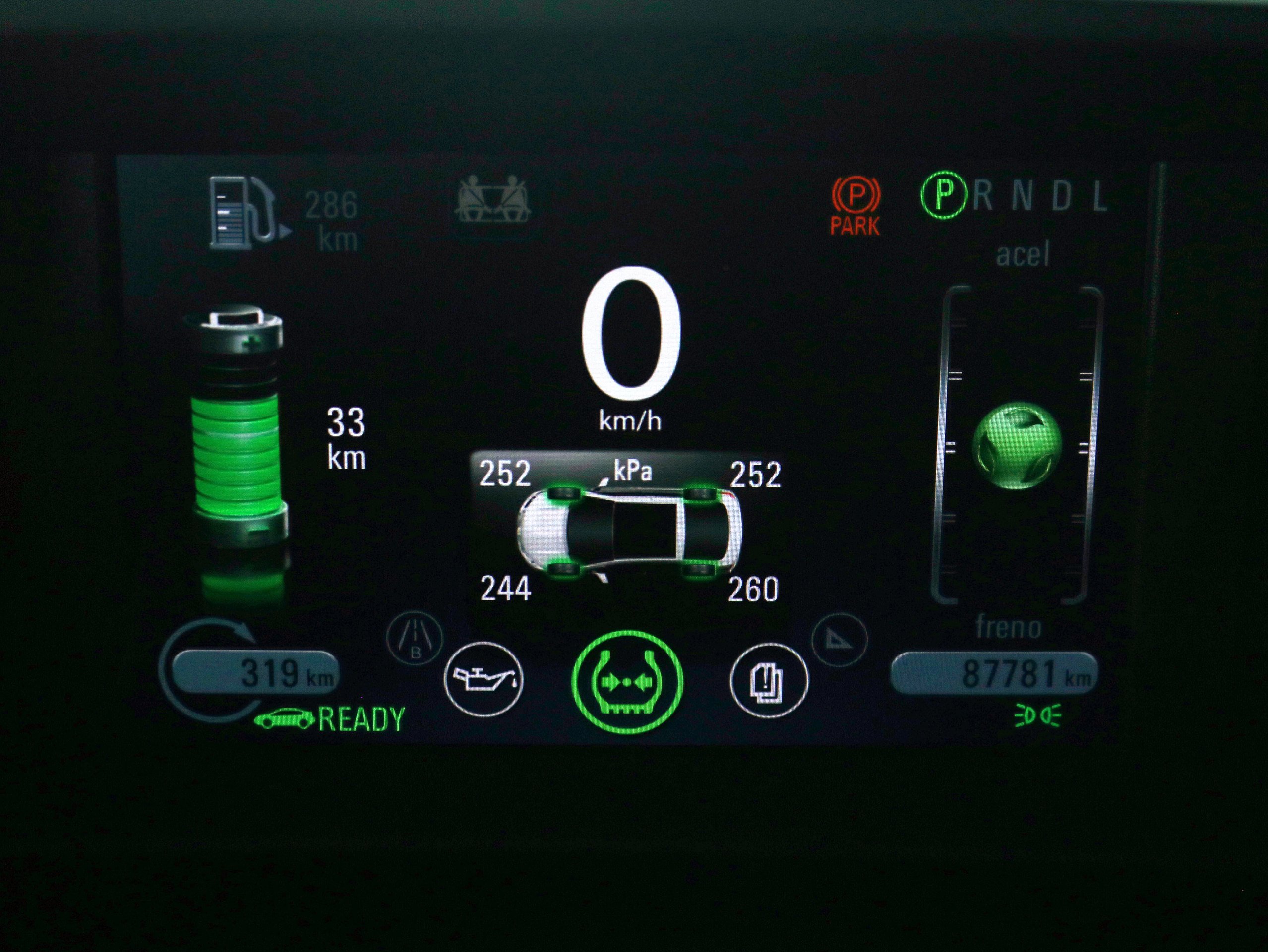 Foto Chevrolet Volt 18