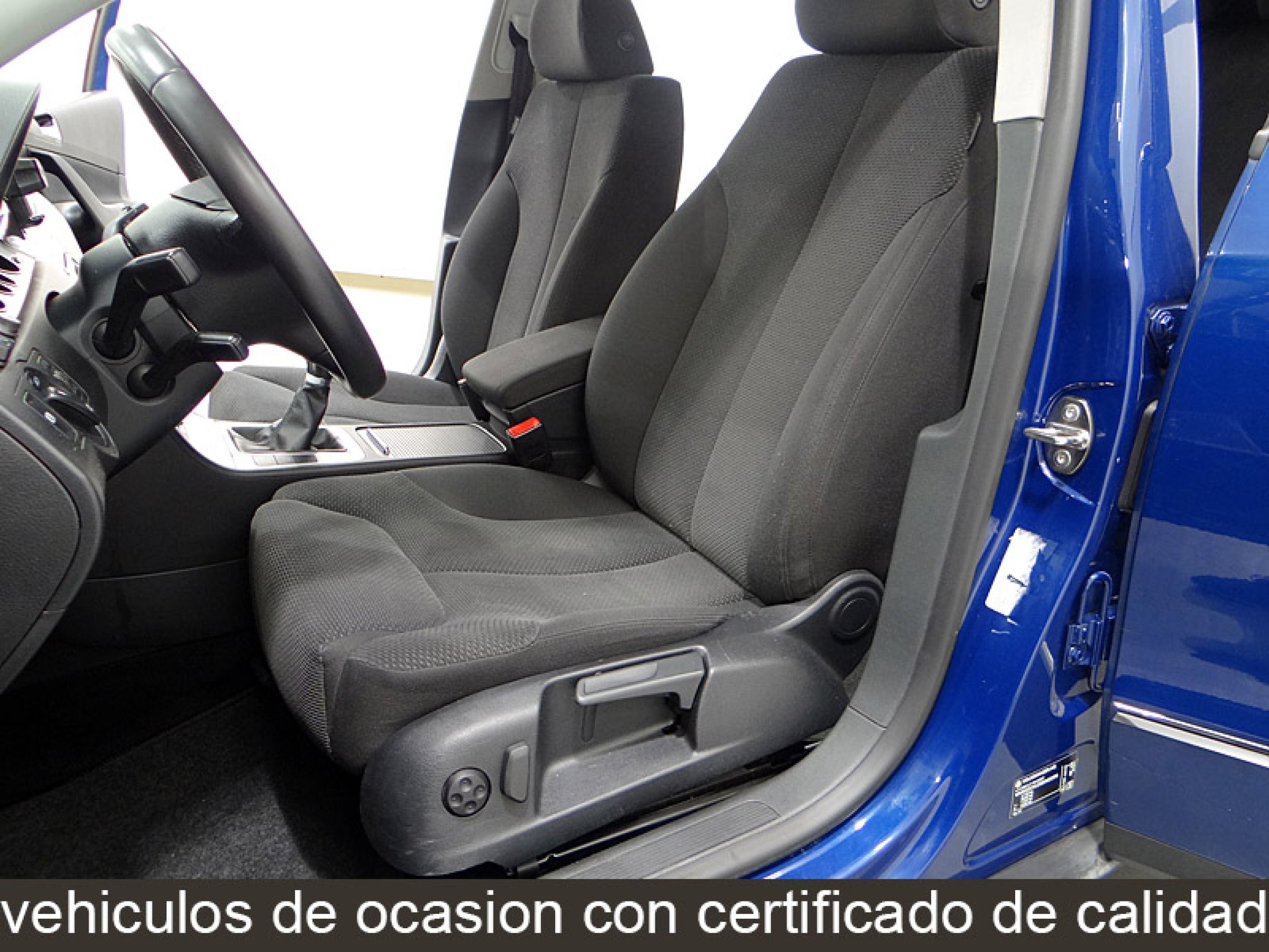 Foto Volkswagen Passat 23