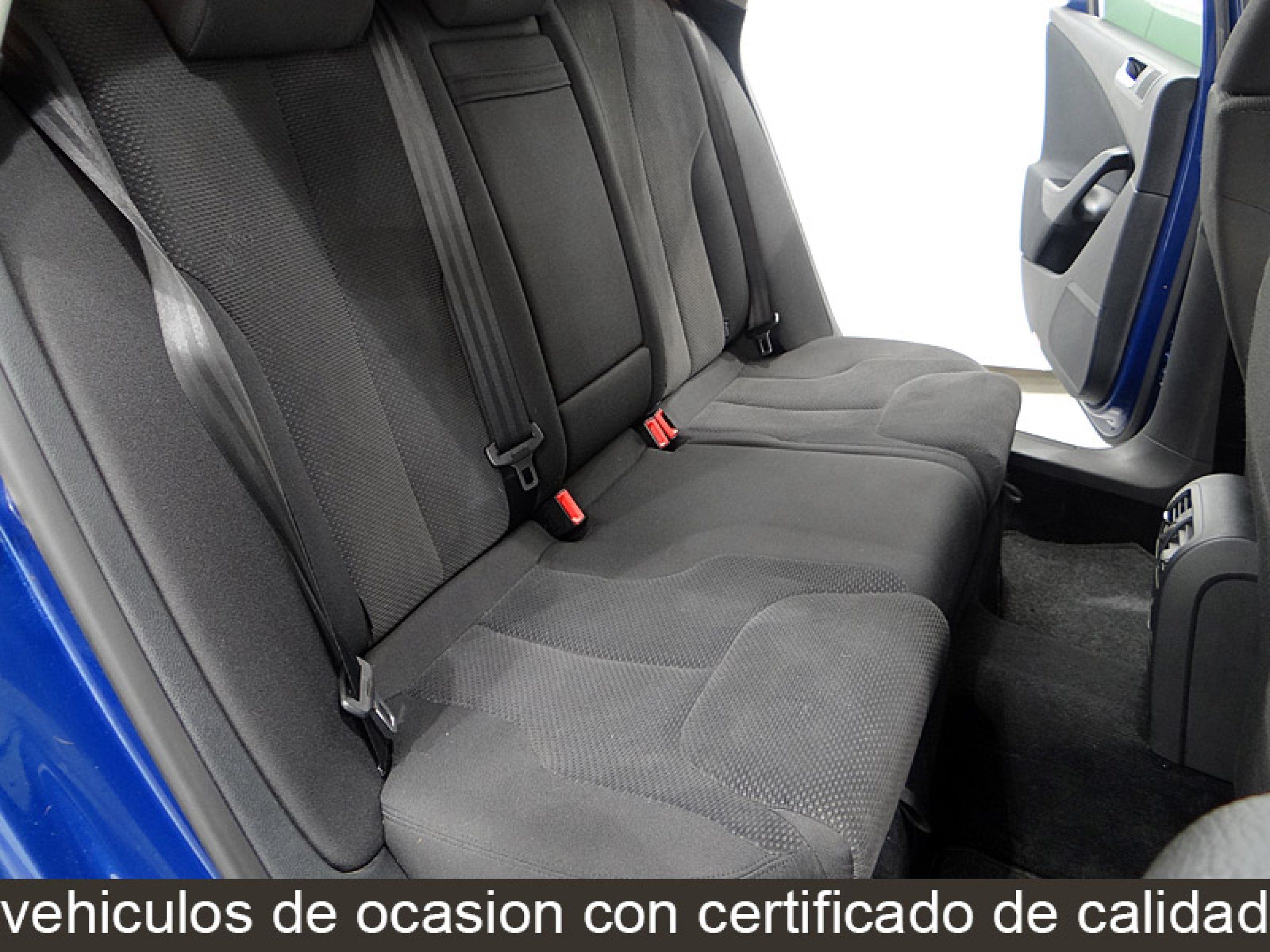 Foto Volkswagen Passat 25