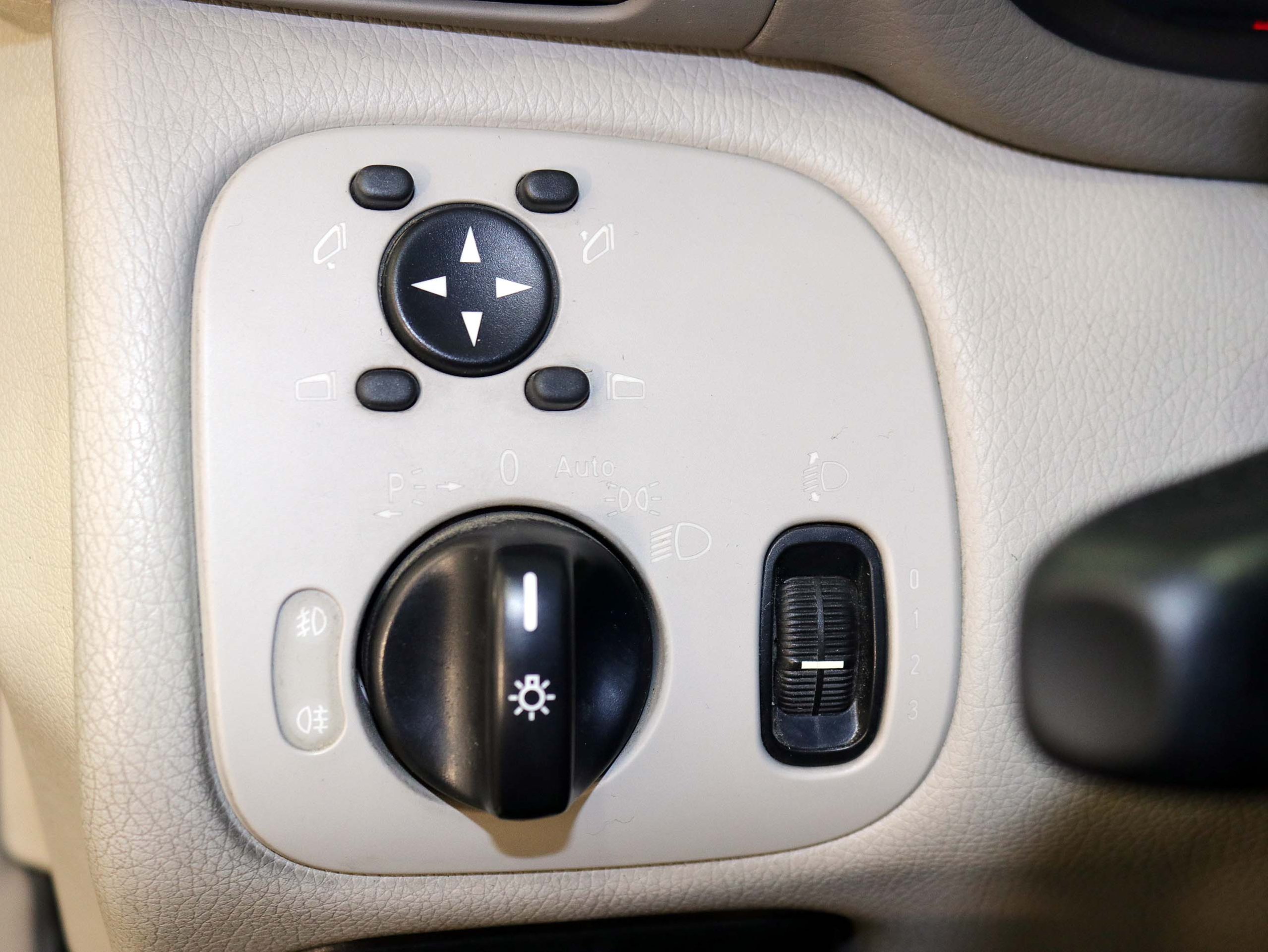 Foto Mercedes-Benz C 270 23