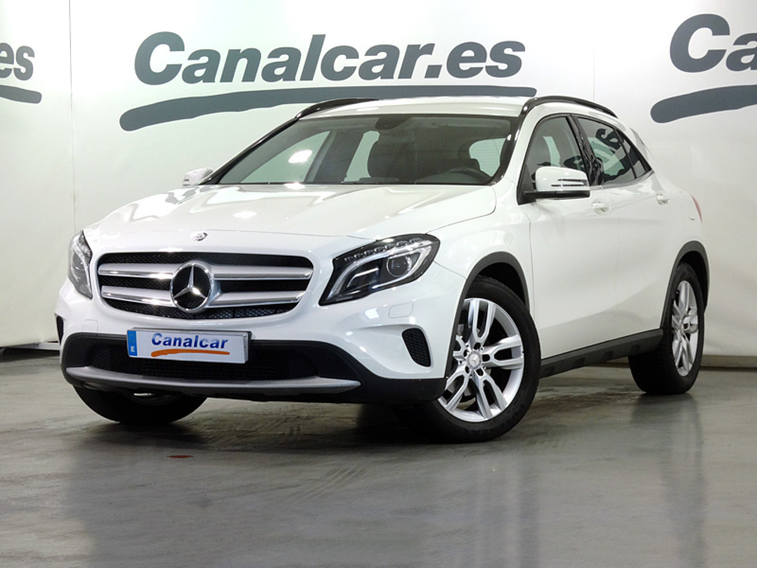 Foto Mercedes-Benz GLA 200 3