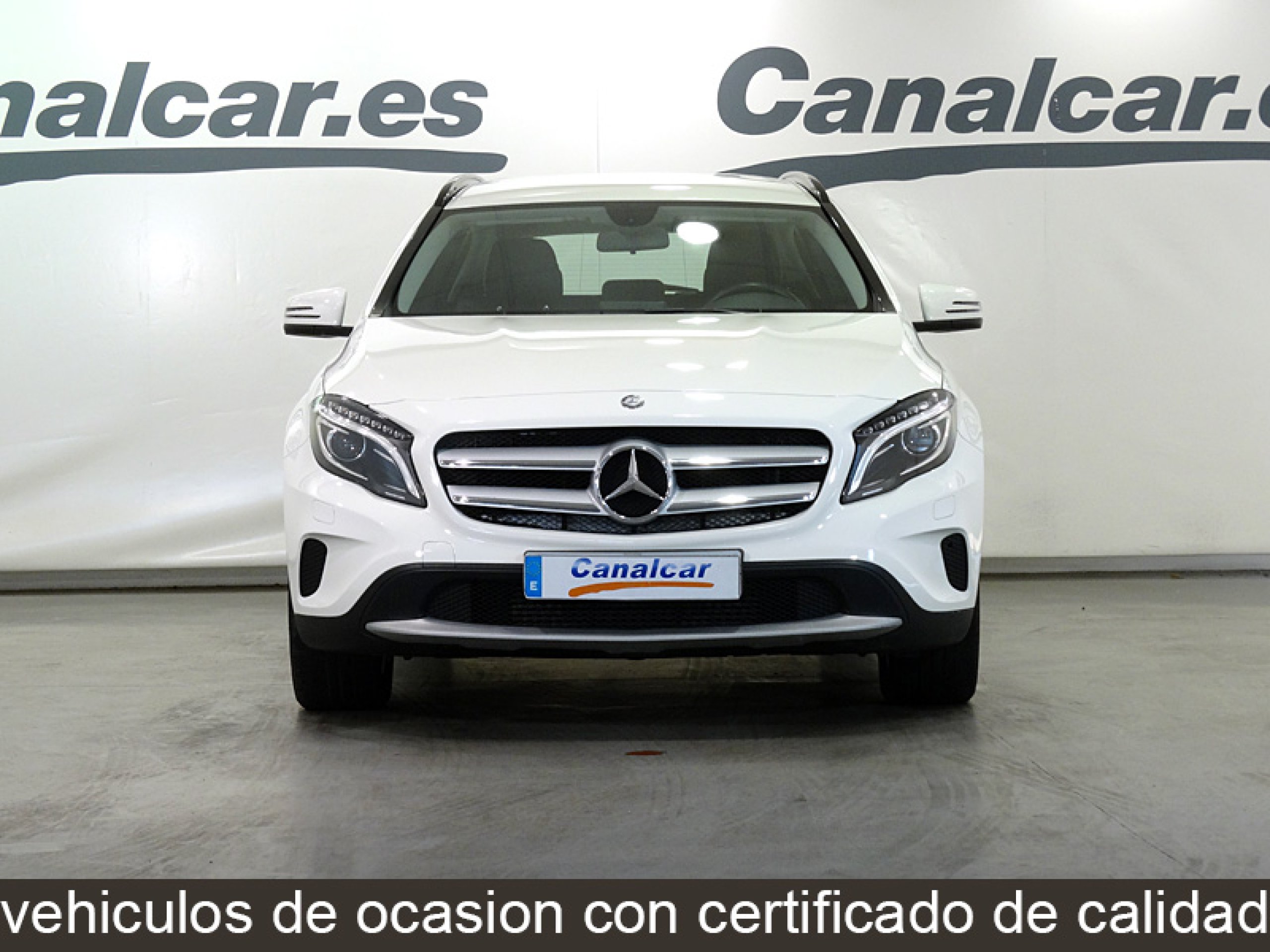 Foto Mercedes-Benz GLA 200 4