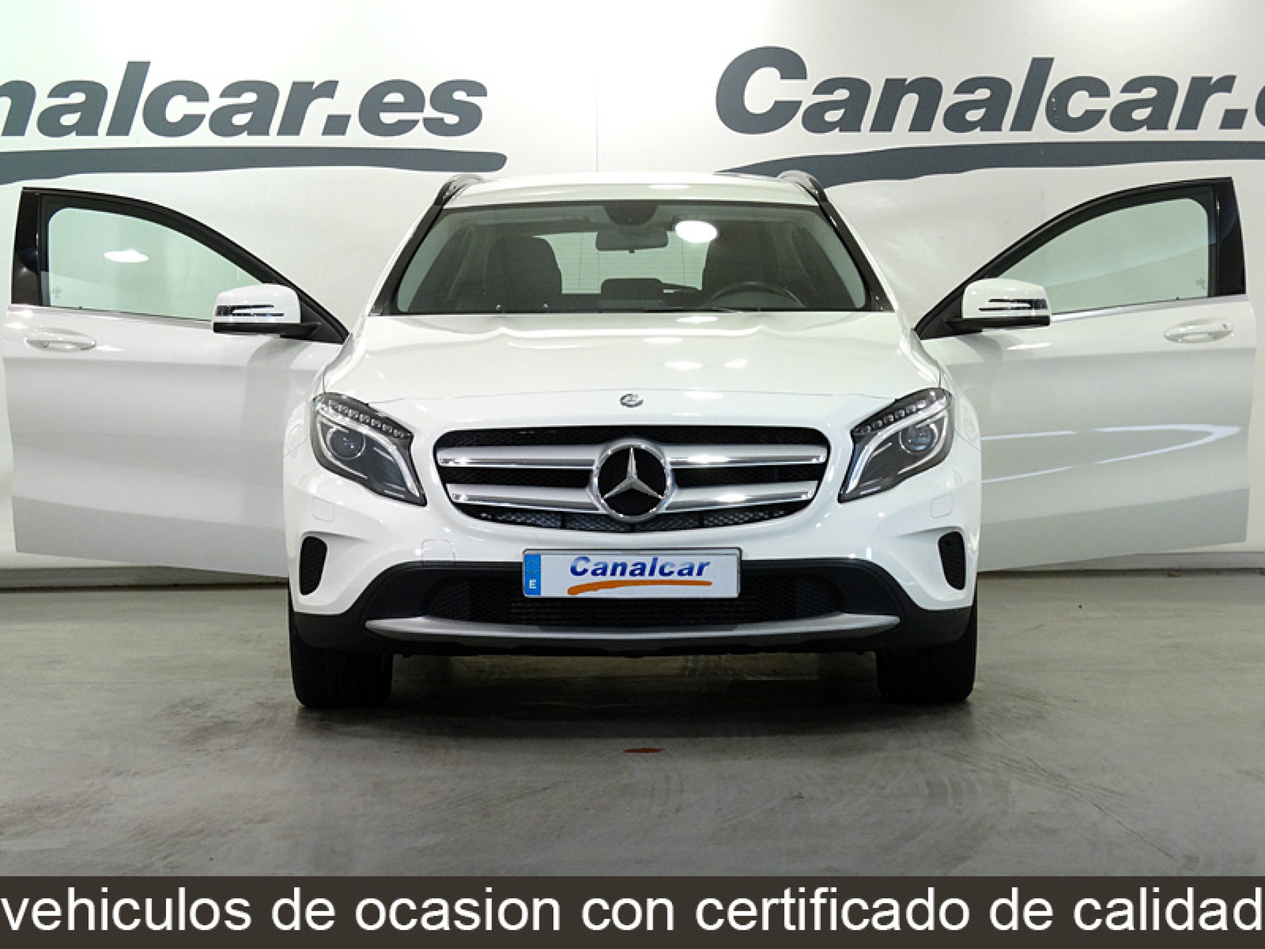 Foto Mercedes-Benz GLA 200 5