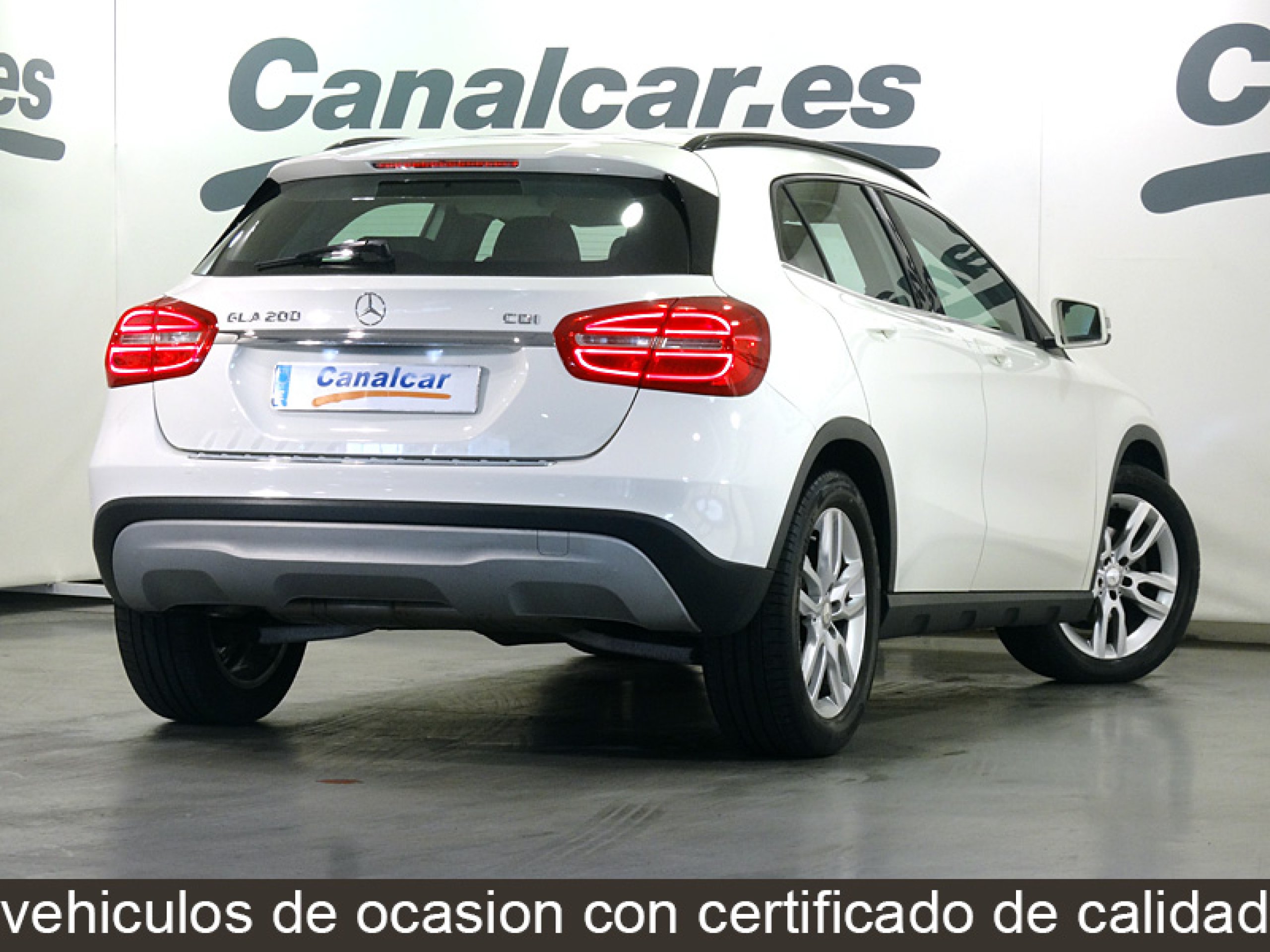 Foto Mercedes-Benz GLA 200 7
