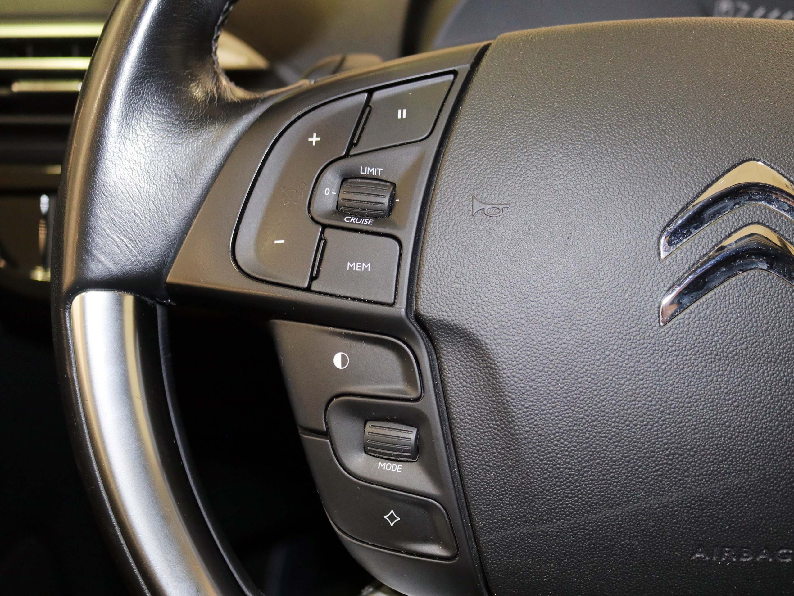 Foto Citroen Grand C4 Picasso 31