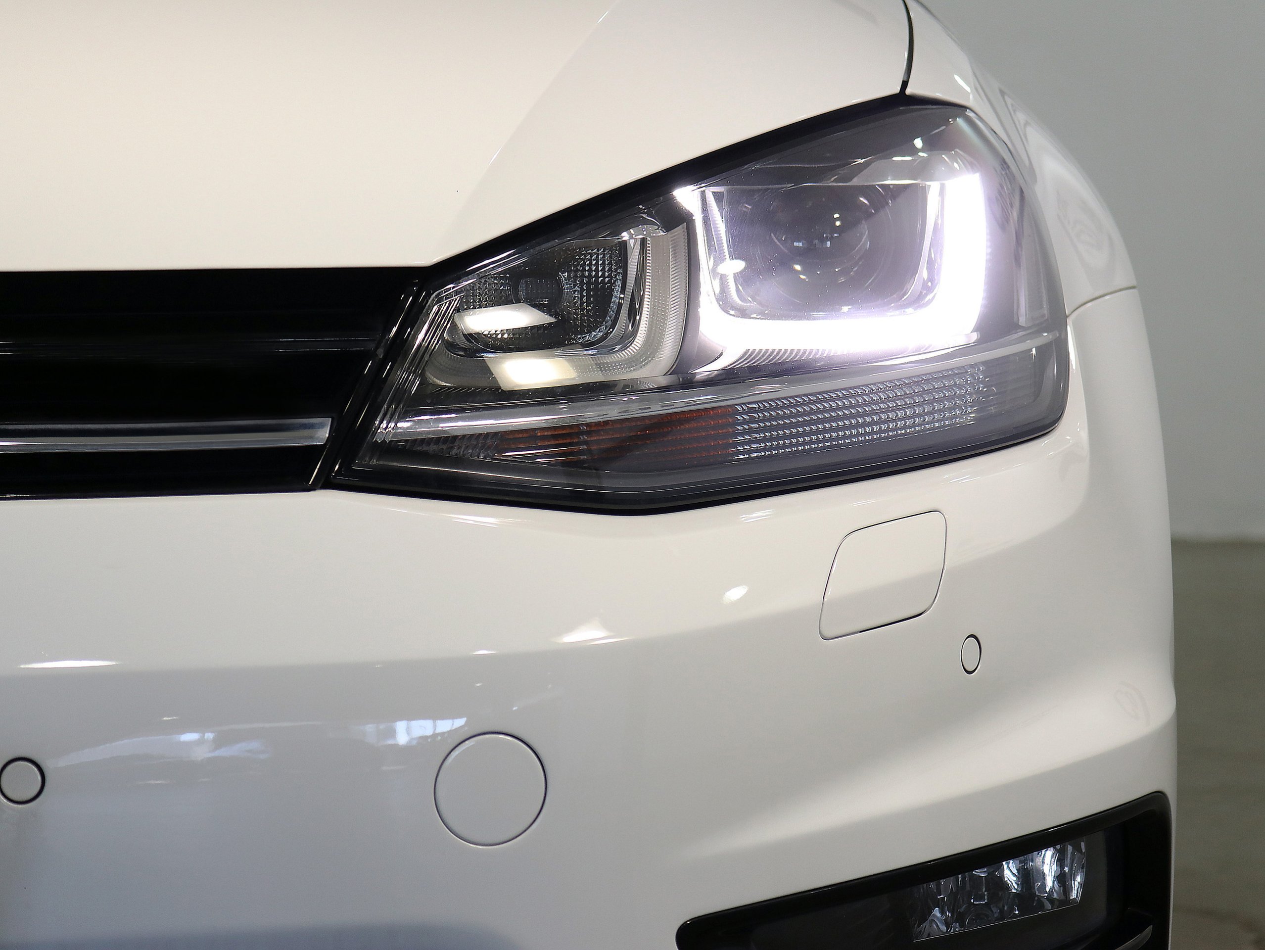 Foto Volkswagen Golf 13