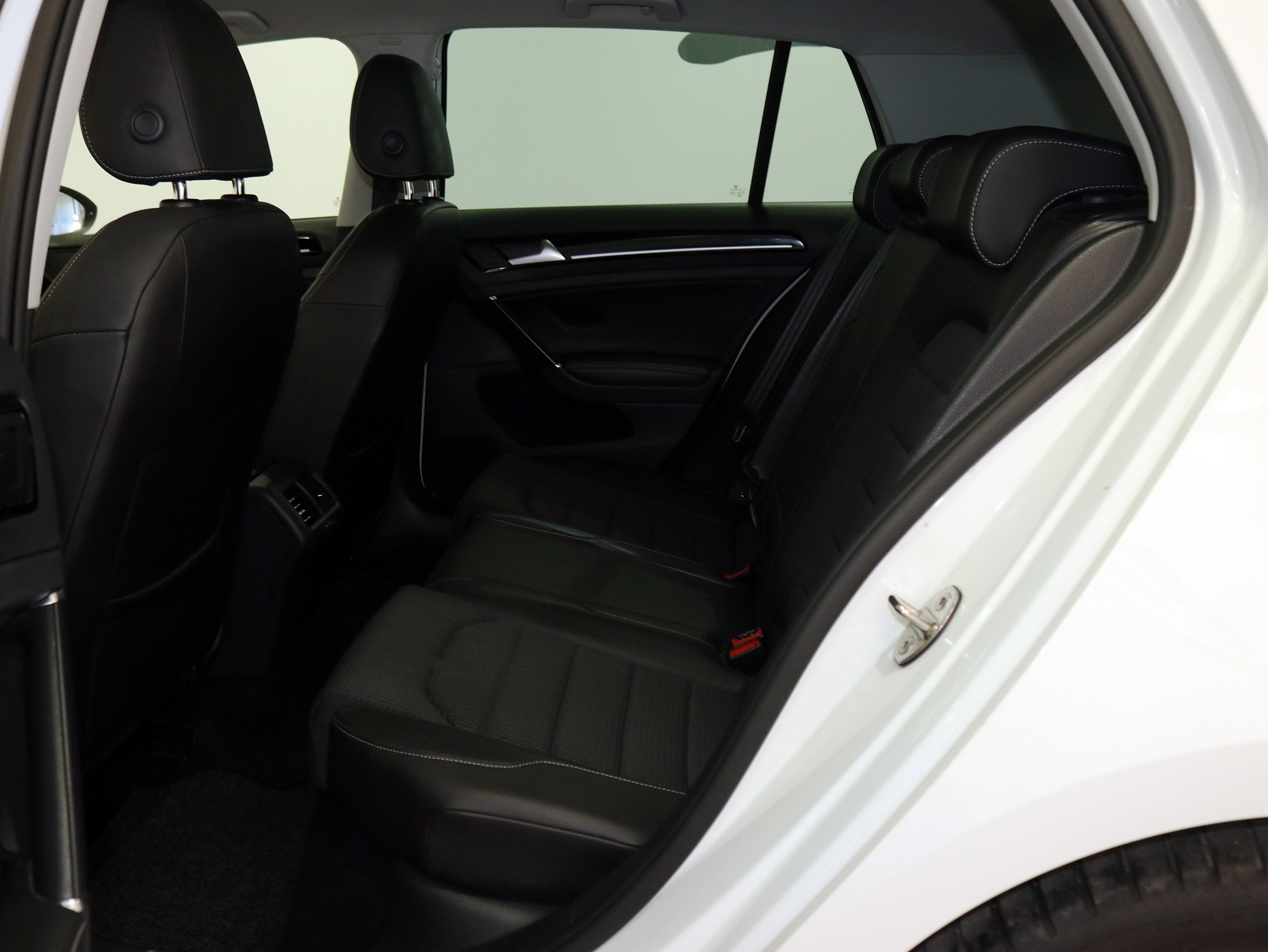 Foto Volkswagen Golf 16