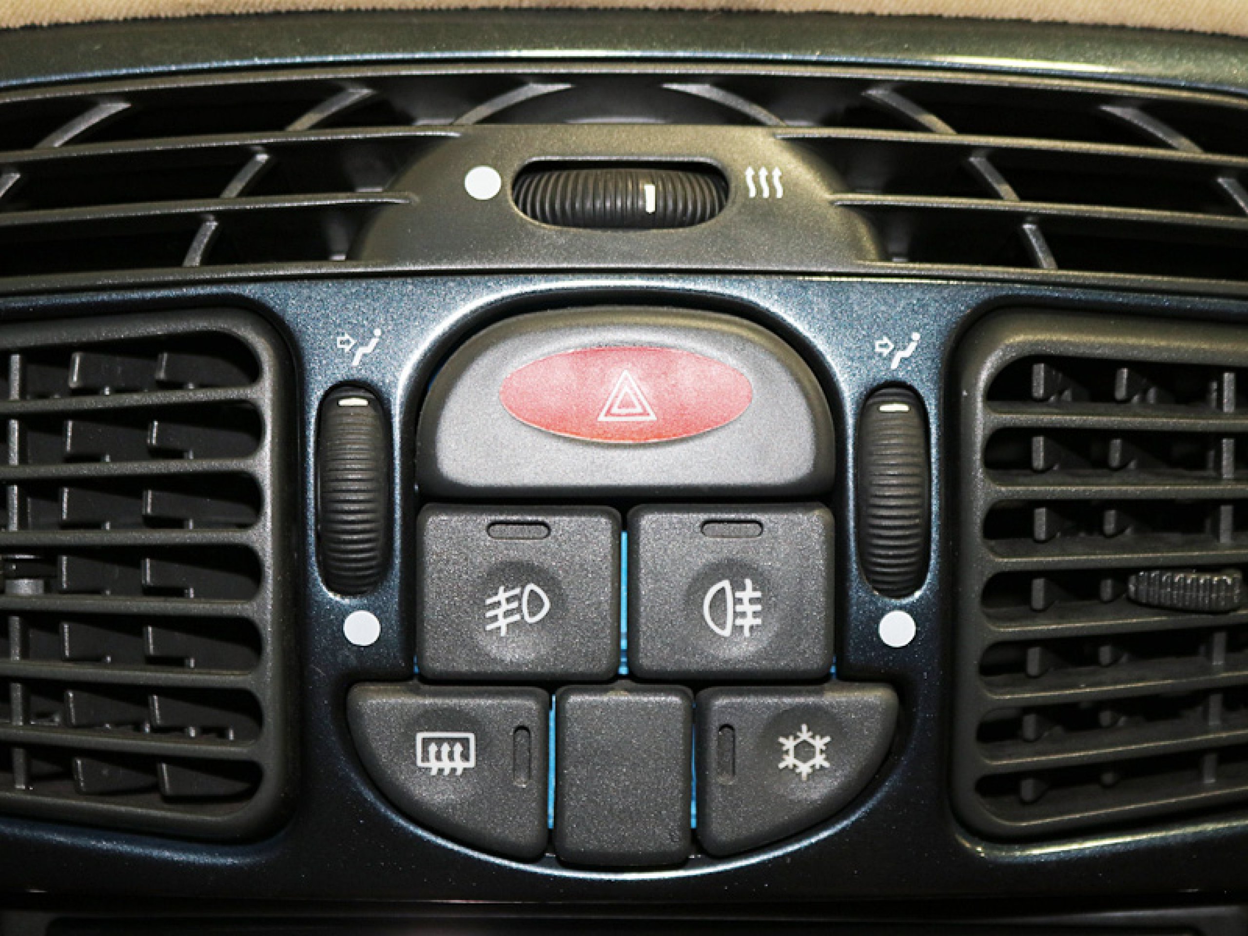 Foto Lancia Ypsilon 18 Foto Lancia Ypsilon 18