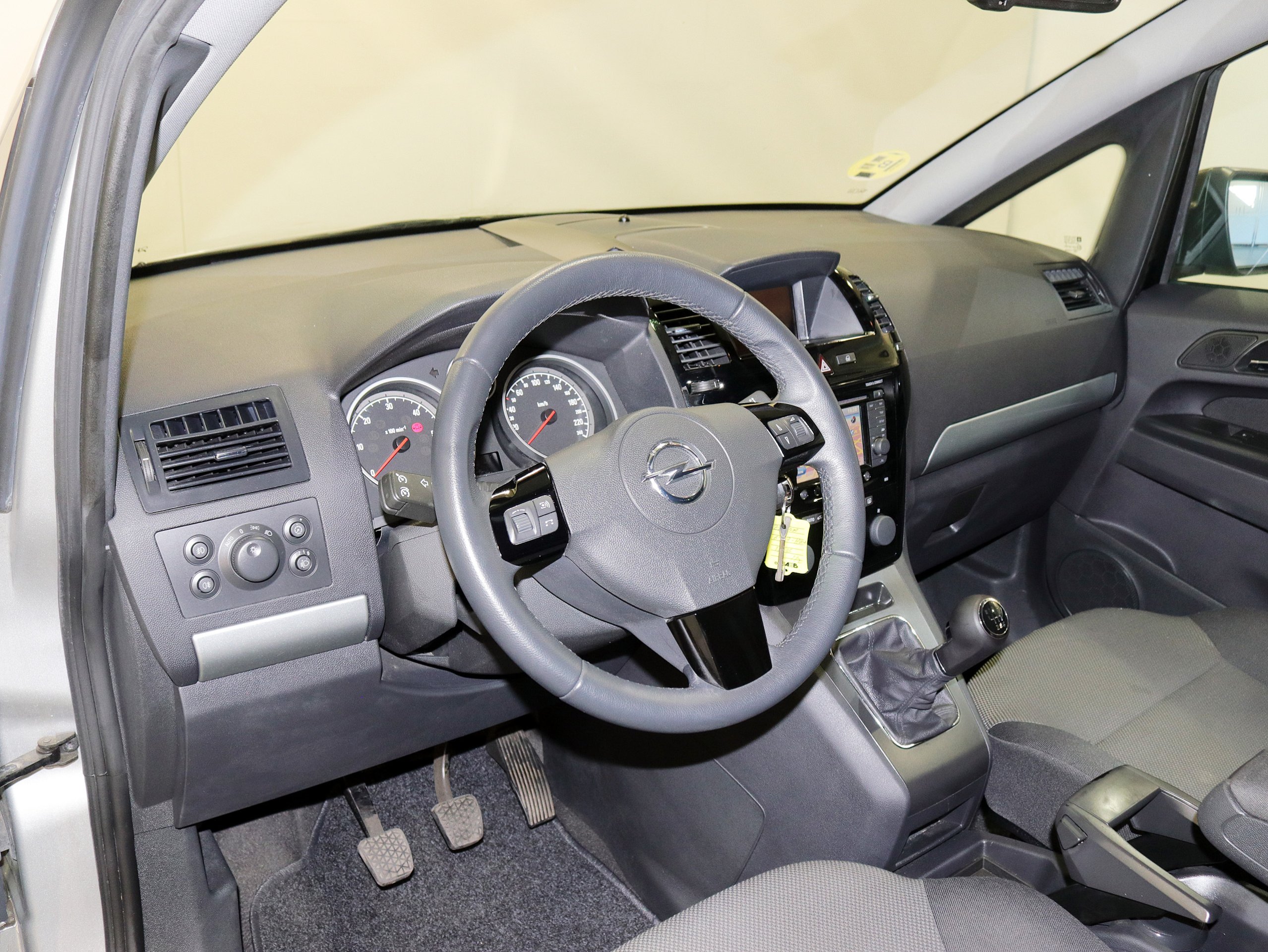 Foto Opel Zafira 21