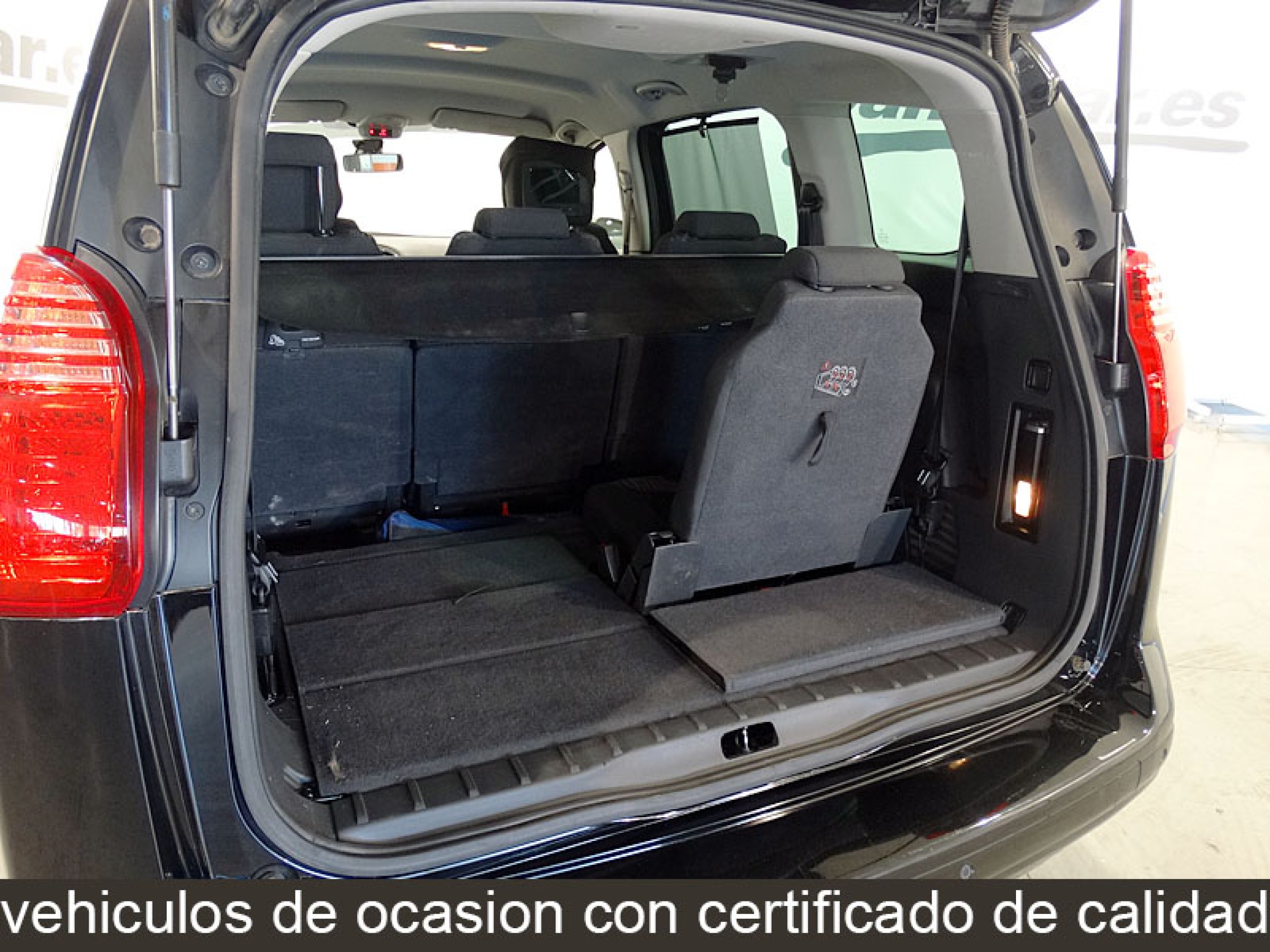 Foto Peugeot 5008 9