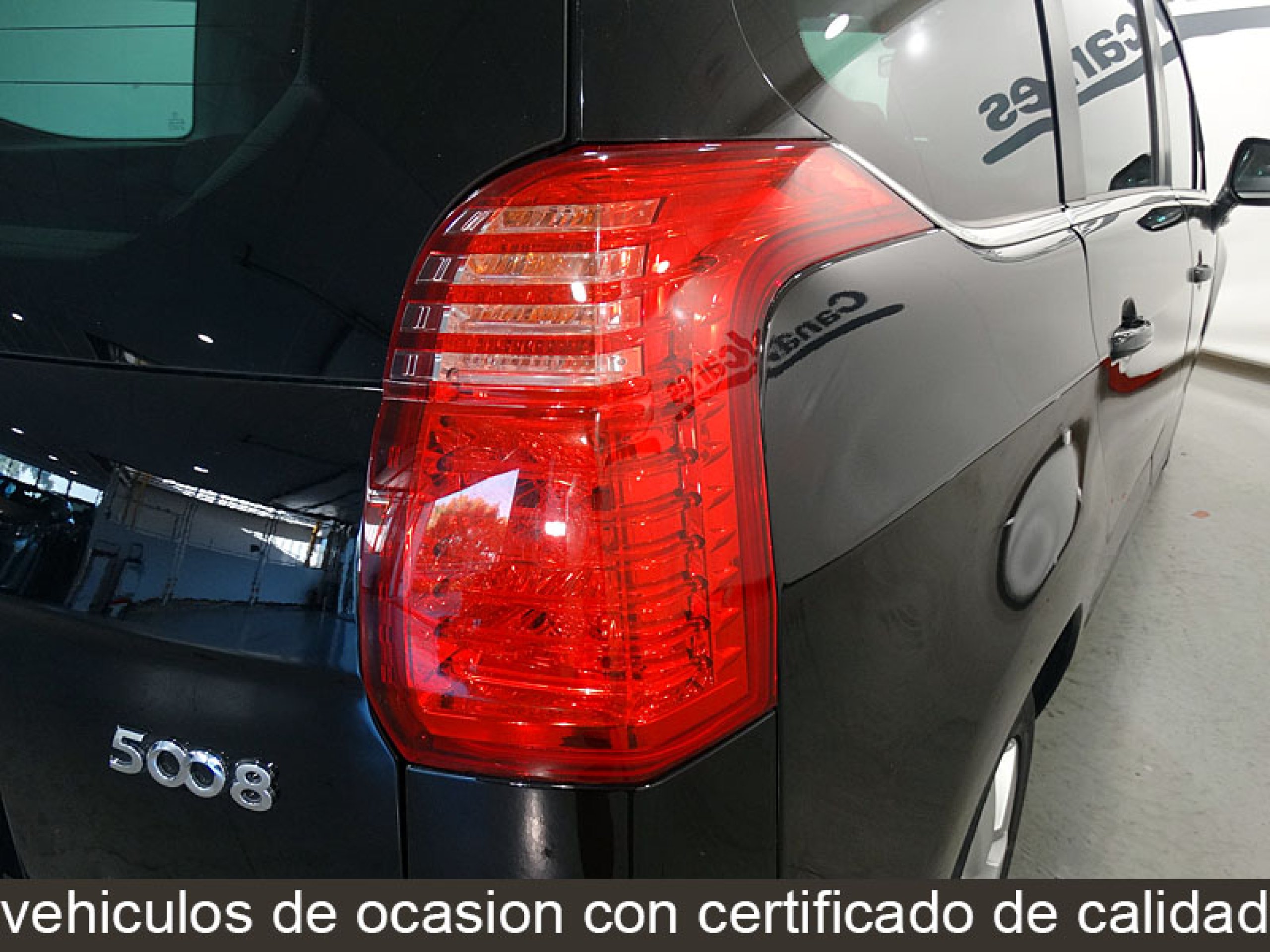 Foto Peugeot 5008 11