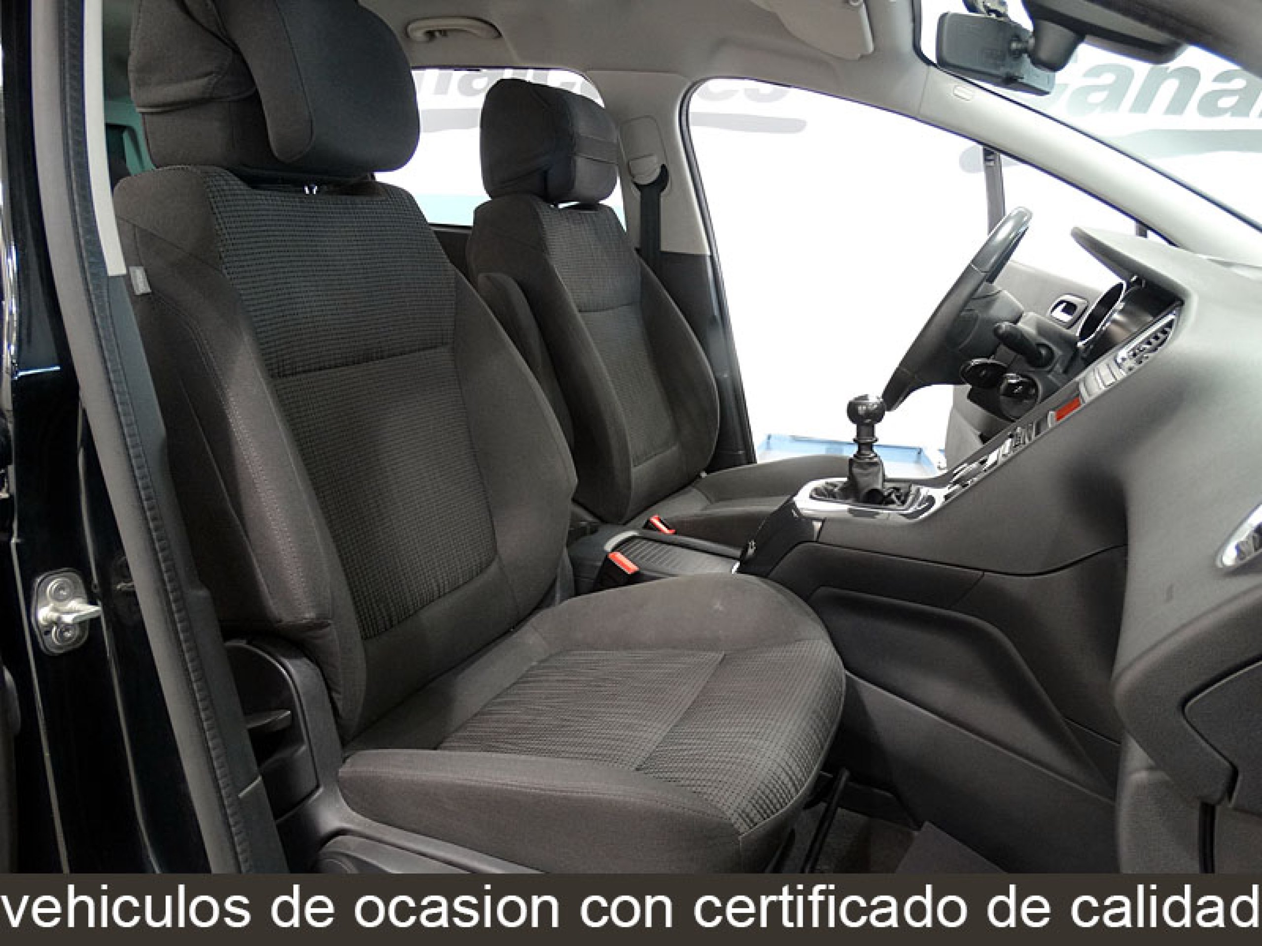 Foto Peugeot 5008 20