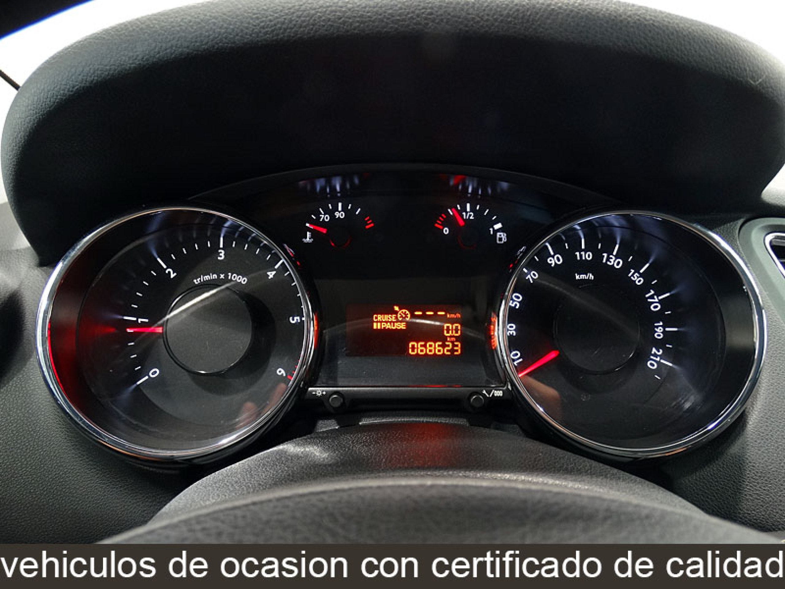 Foto Peugeot 5008 26