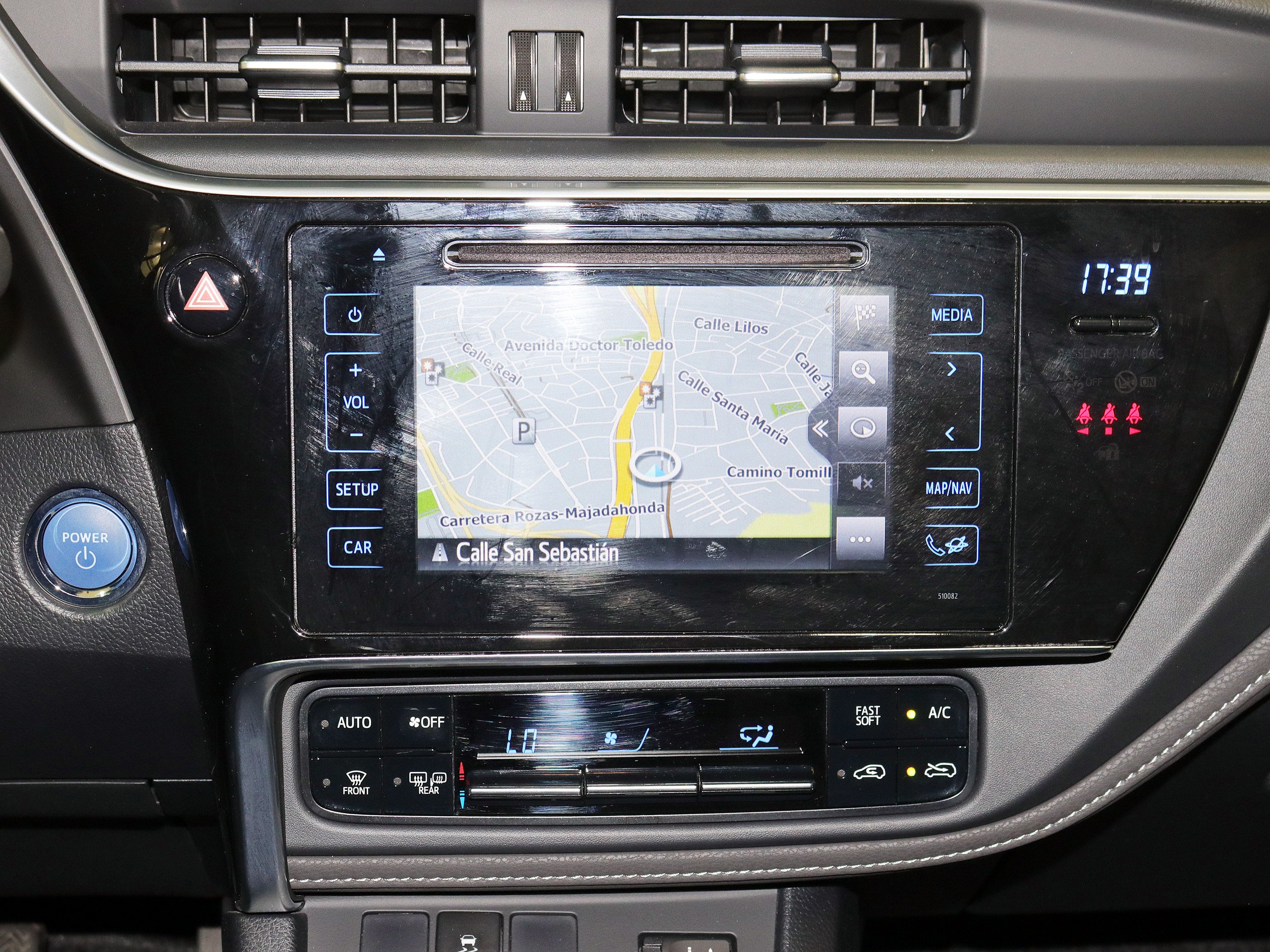 Foto Toyota Auris 17