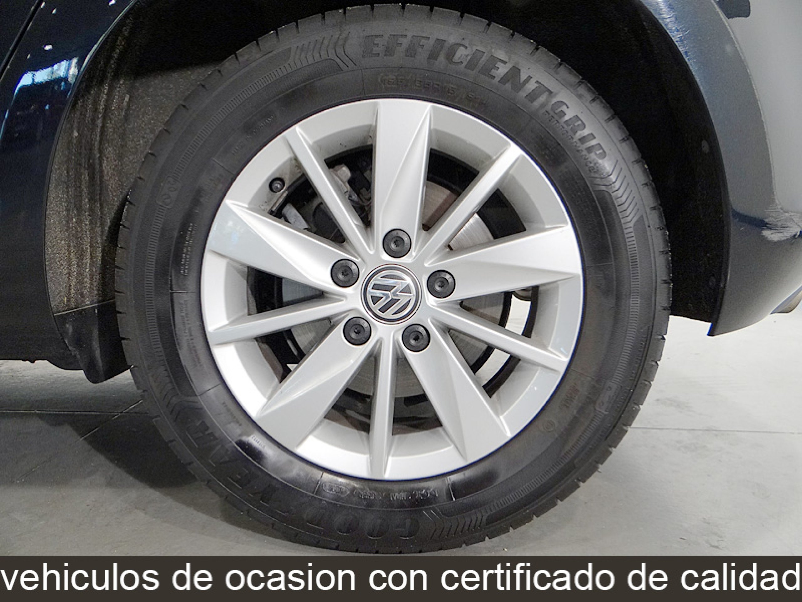 Foto Volkswagen Golf 32
