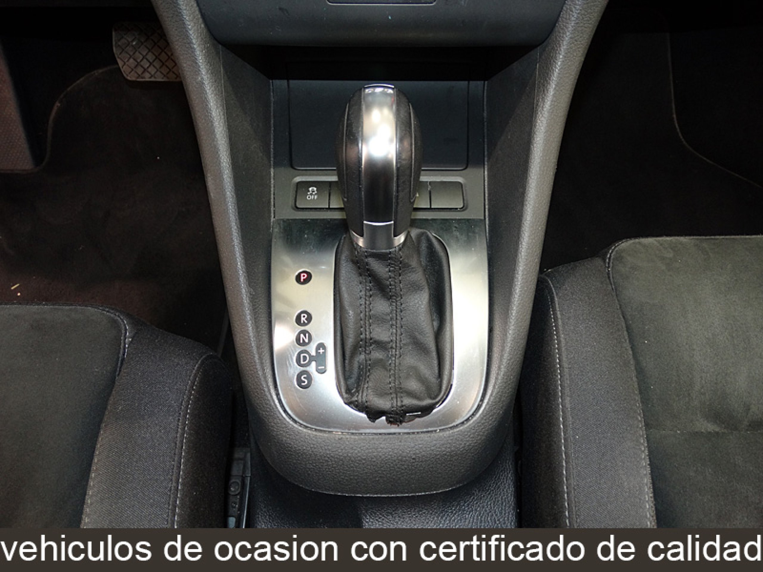 Foto Volkswagen Golf 25