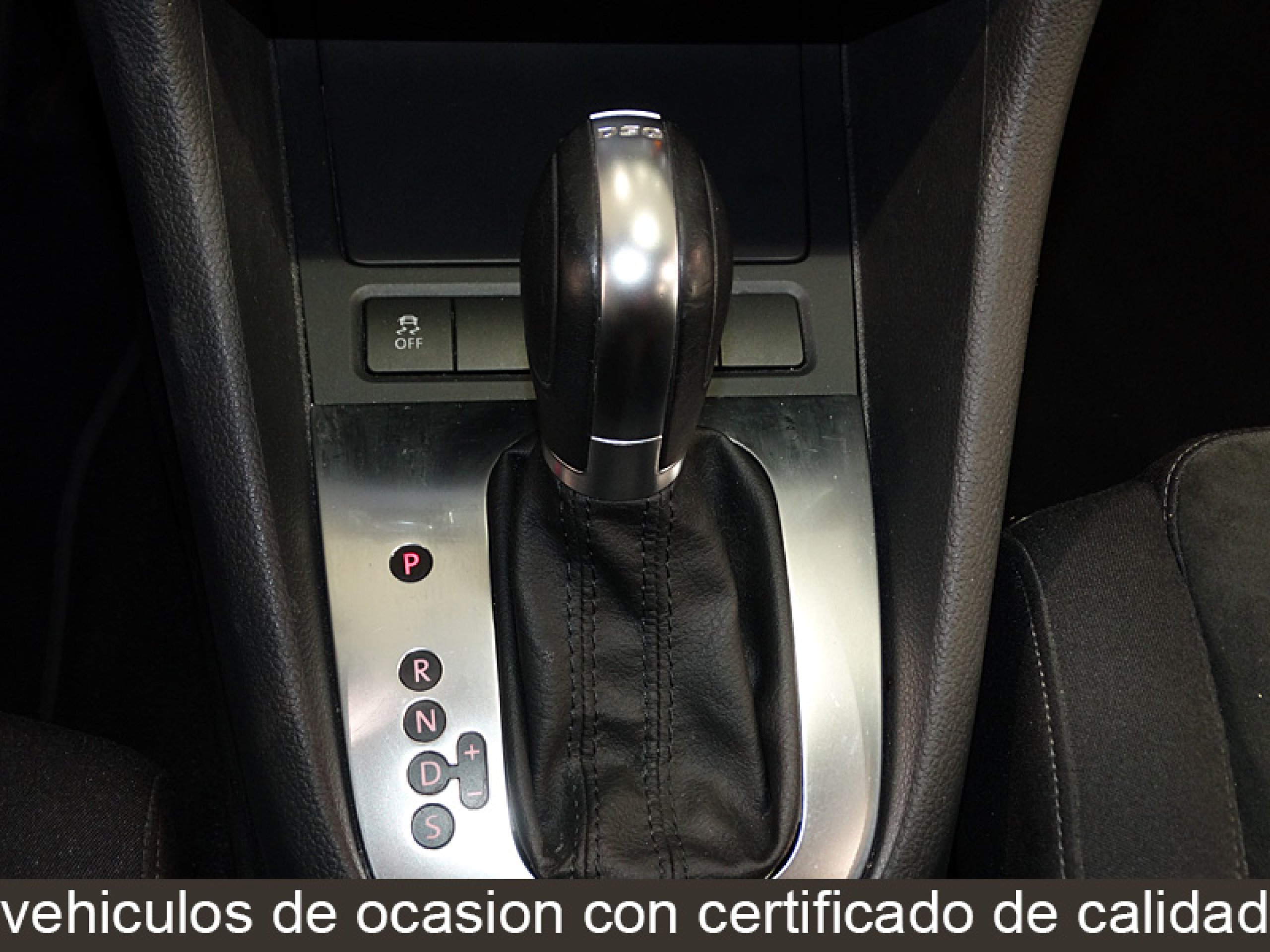 Foto Volkswagen Golf 33